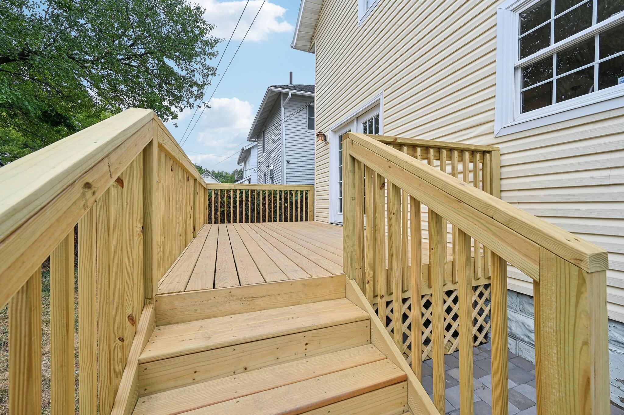 1604 Bruck Street Property Photo 25