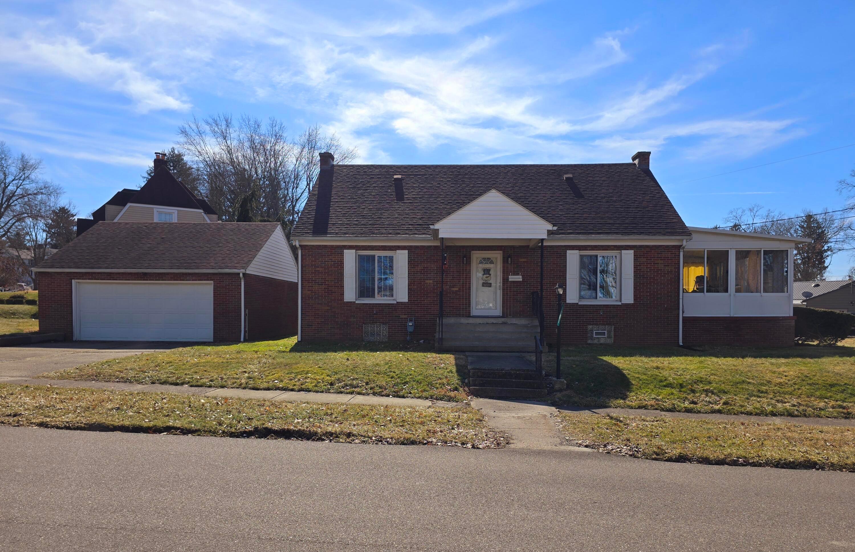 1521 Nicholear Avenue Property Photo