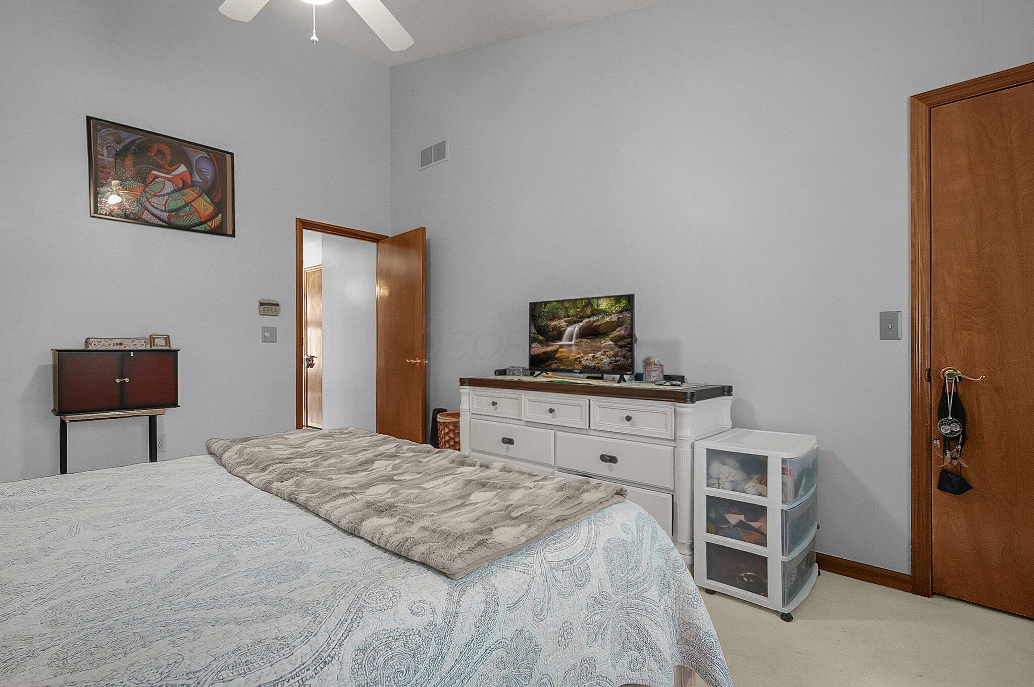 4828 Bay Grove Court Property Photo 22