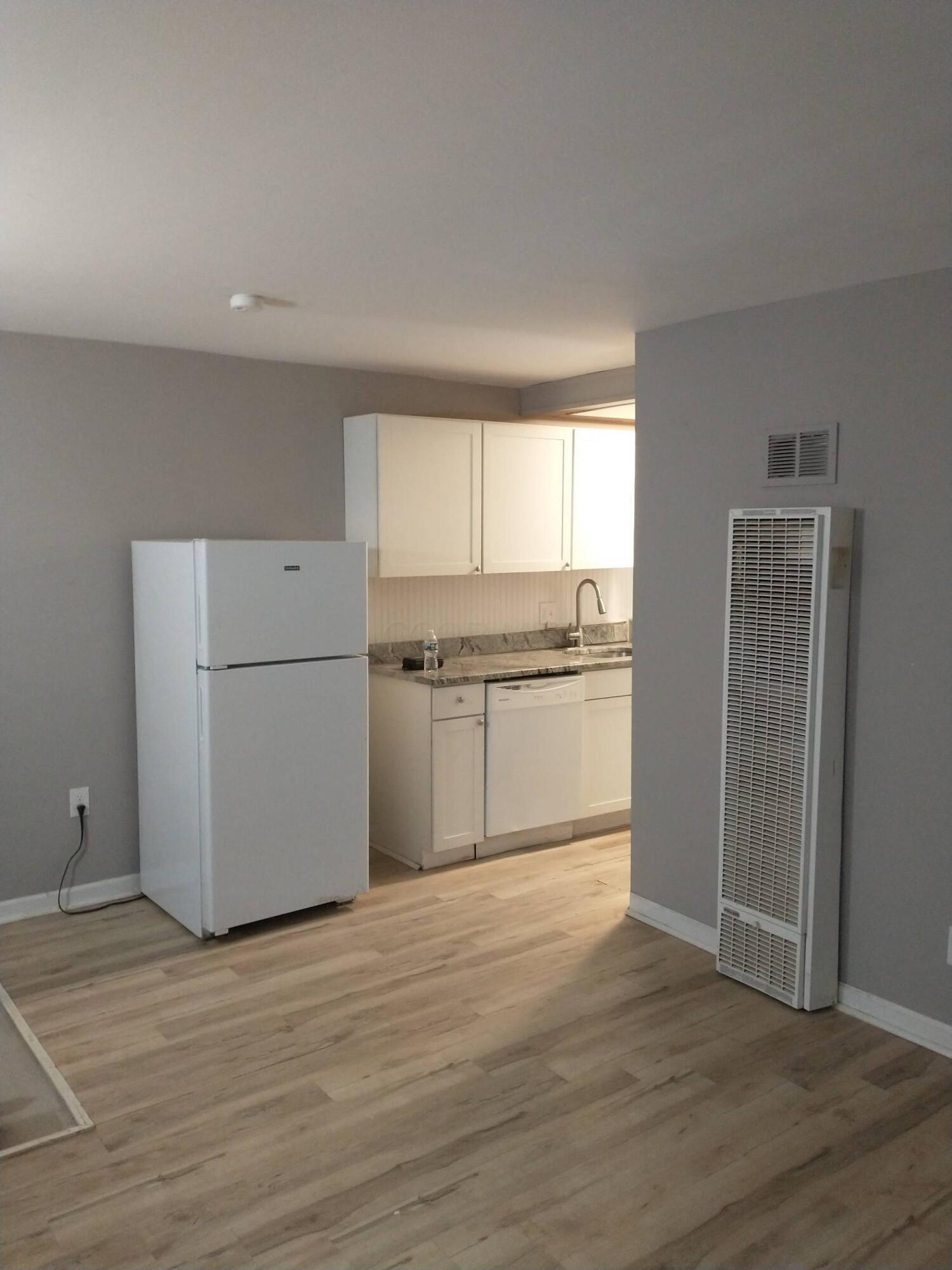 74 W Moler Street Property Photo 10