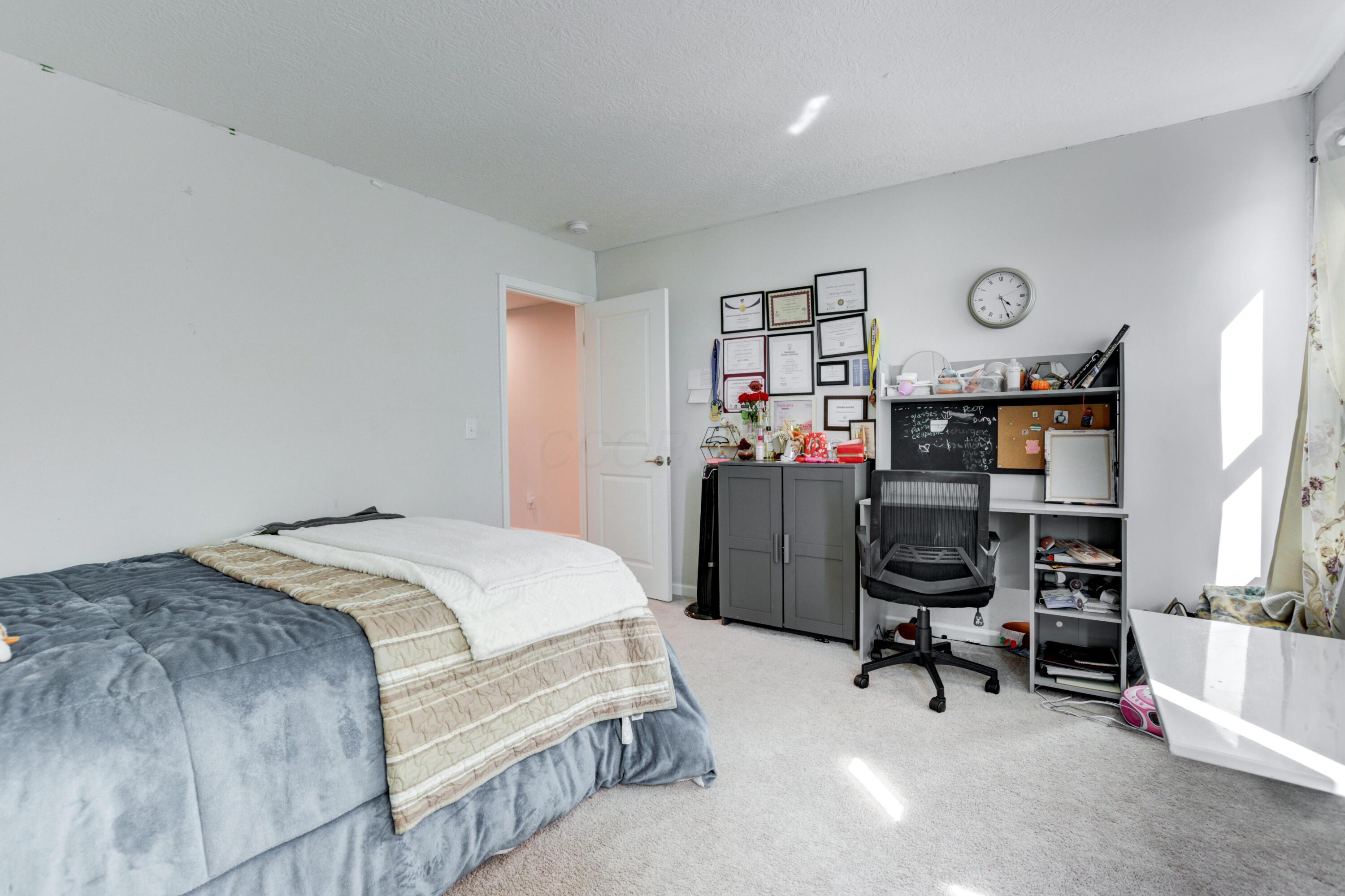 406 Crownover Way Property Photo 29