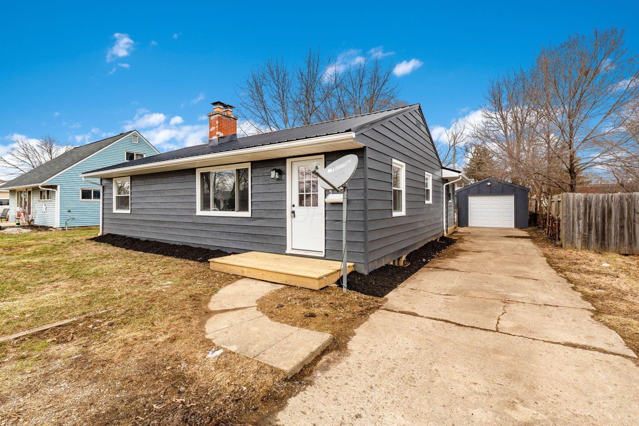 3474 Vanderberg Avenue Property Photo 3