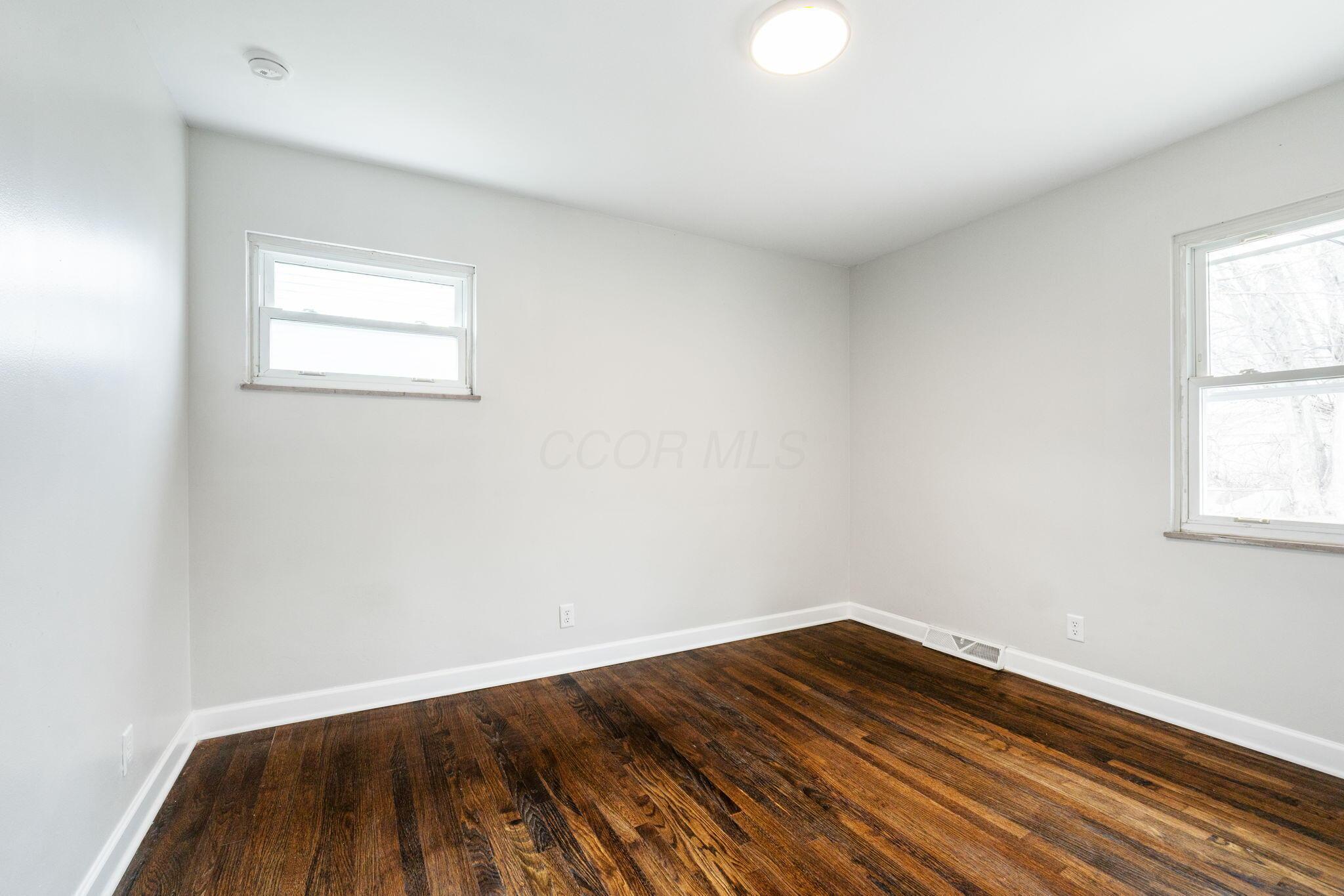 3474 Vanderberg Avenue Property Photo 22