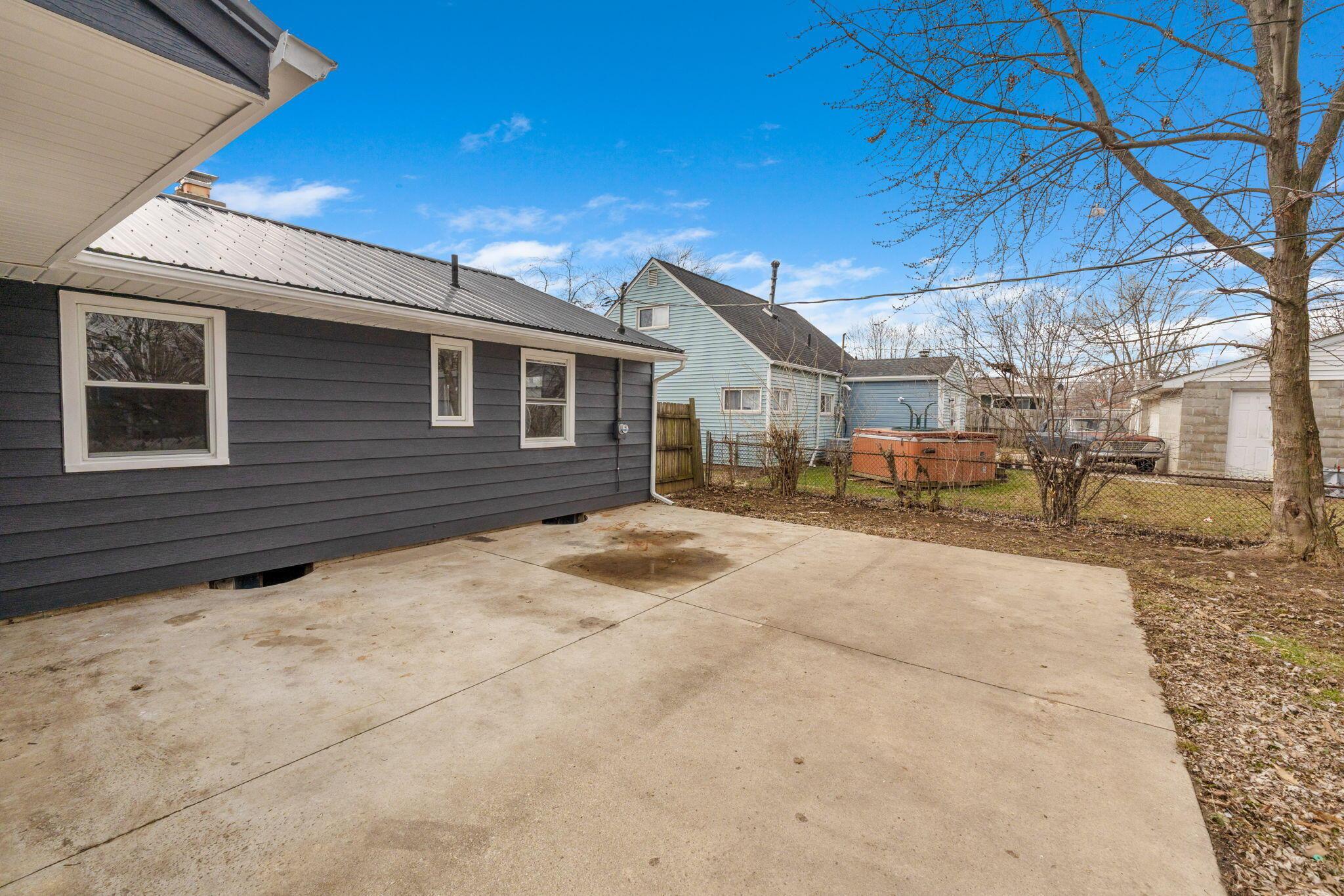 3474 Vanderberg Avenue Property Photo 37