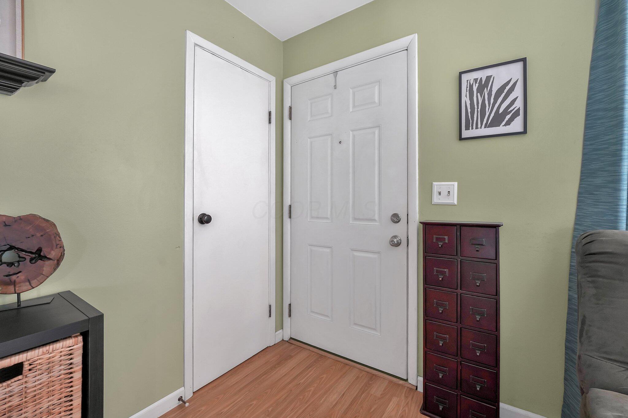 308 Huber Village Boulevard Property Photo 6