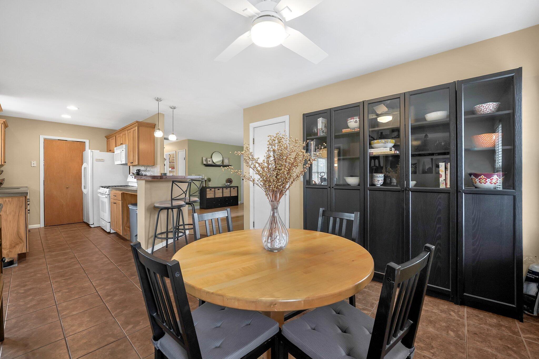 308 Huber Village Boulevard Property Photo 10