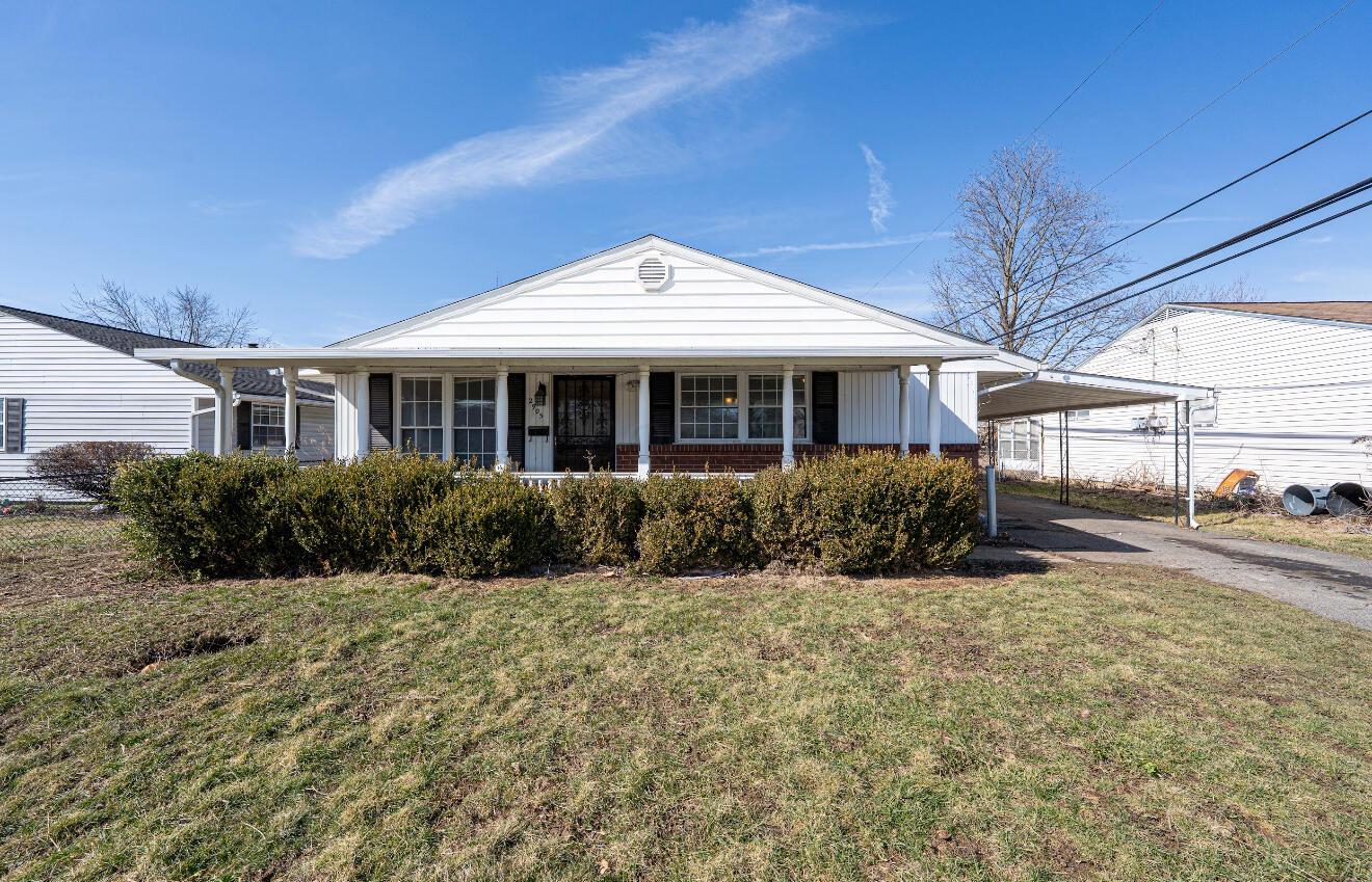 2905 Hillgate Road Property Photo 1