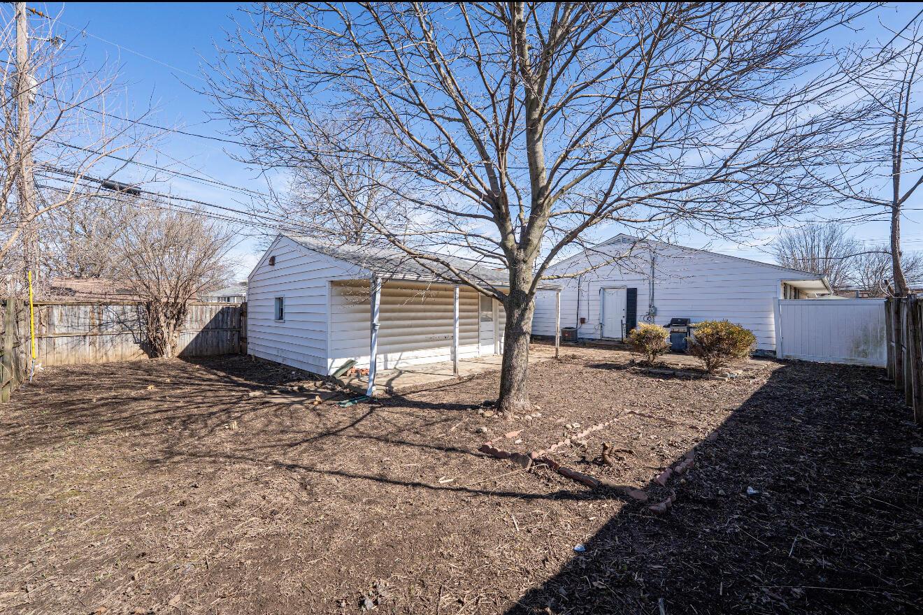 2905 Hillgate Road Property Photo 22