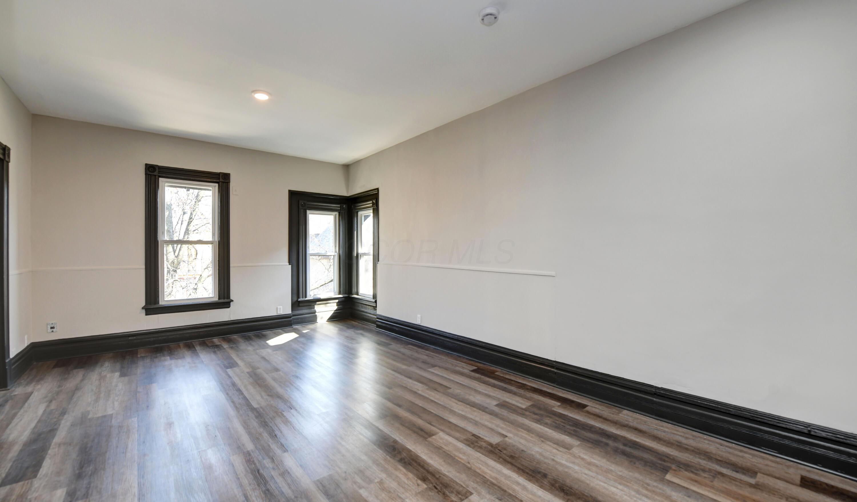 47-49 S Monroe Avenue Property Photo 24