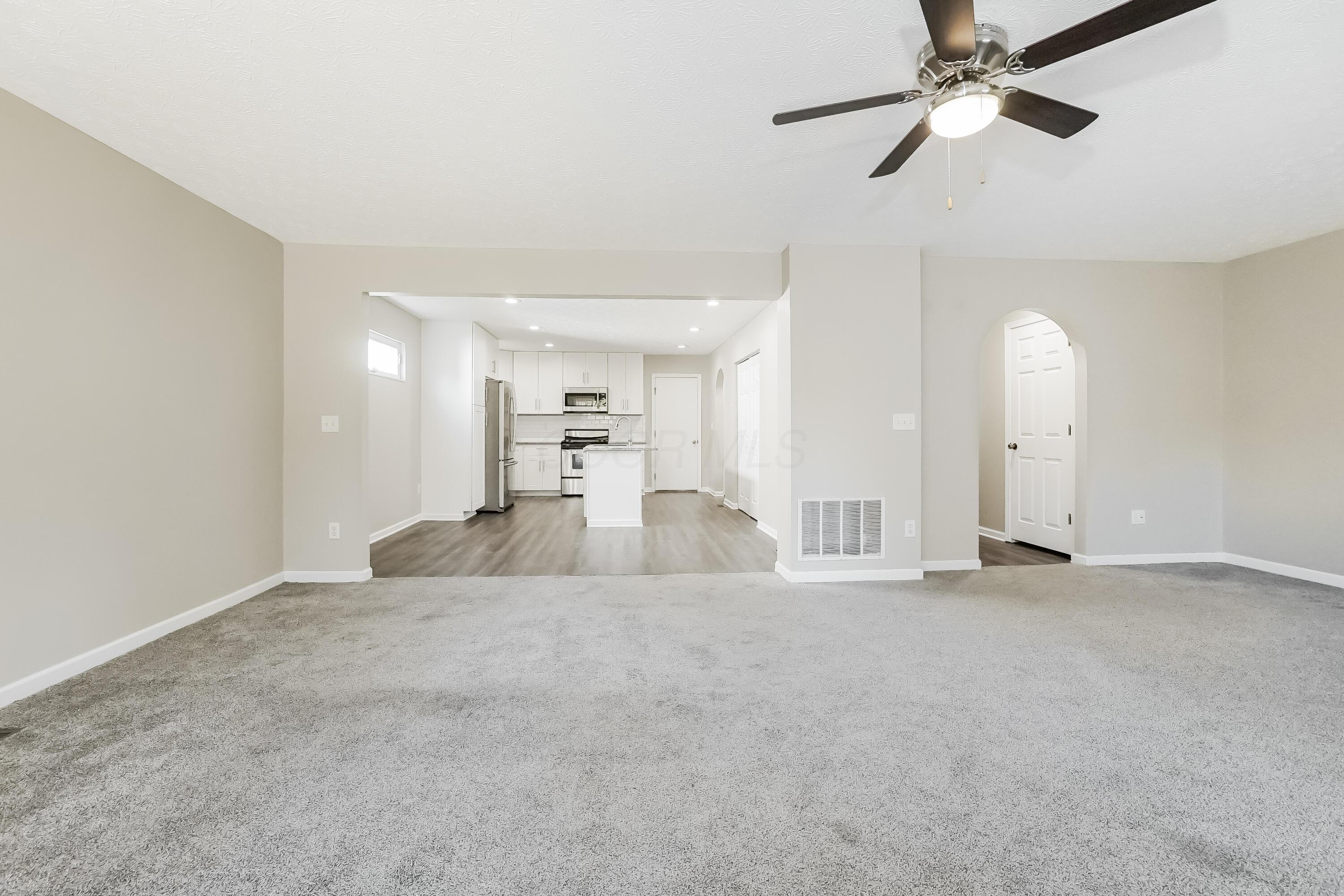 74 Tabilore Loop Property Photo 7