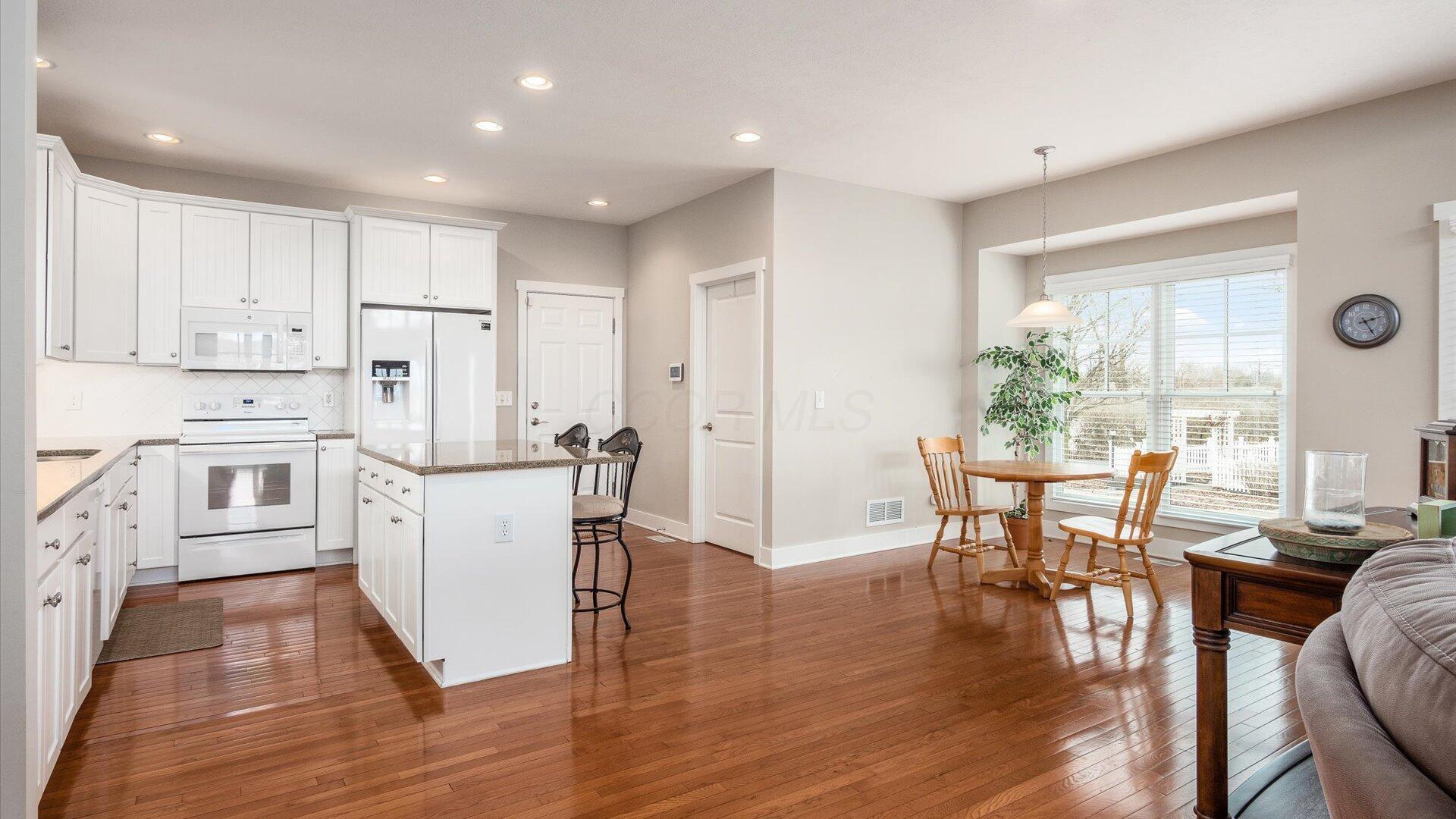 14960 Shoreline Drive W Property Photo 25