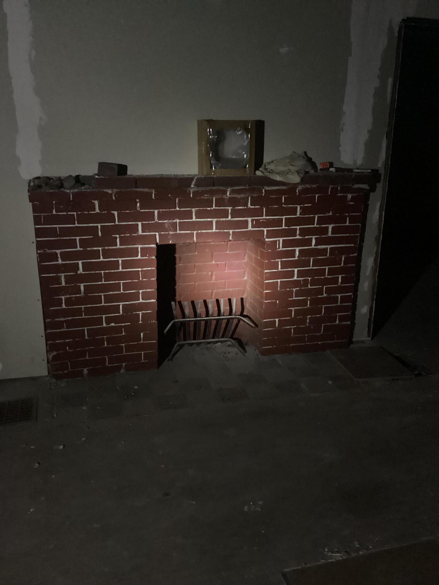 2742 E 5th Avenue Property Photo 5