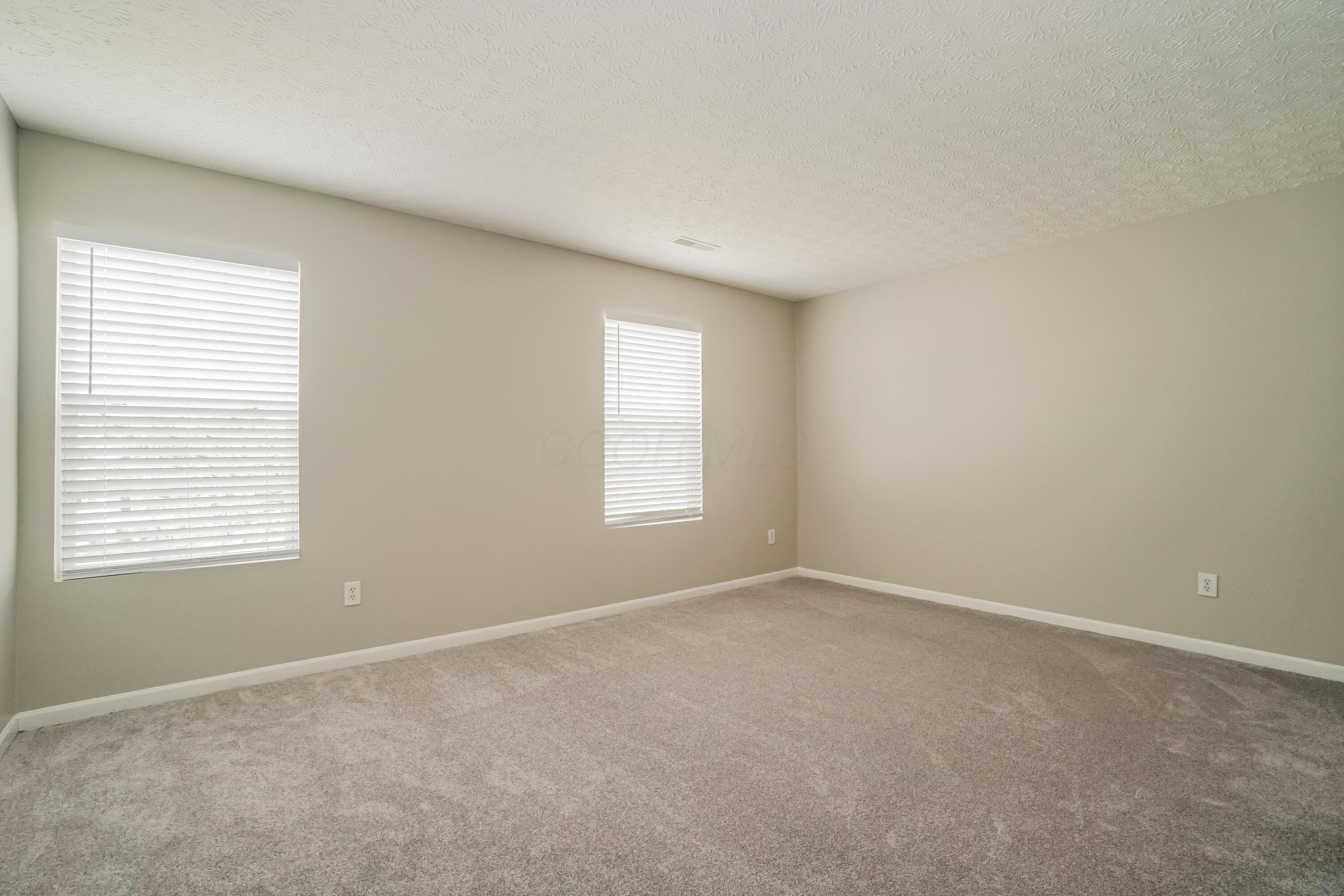 8123 Royal Elm Drive Property Photo 11