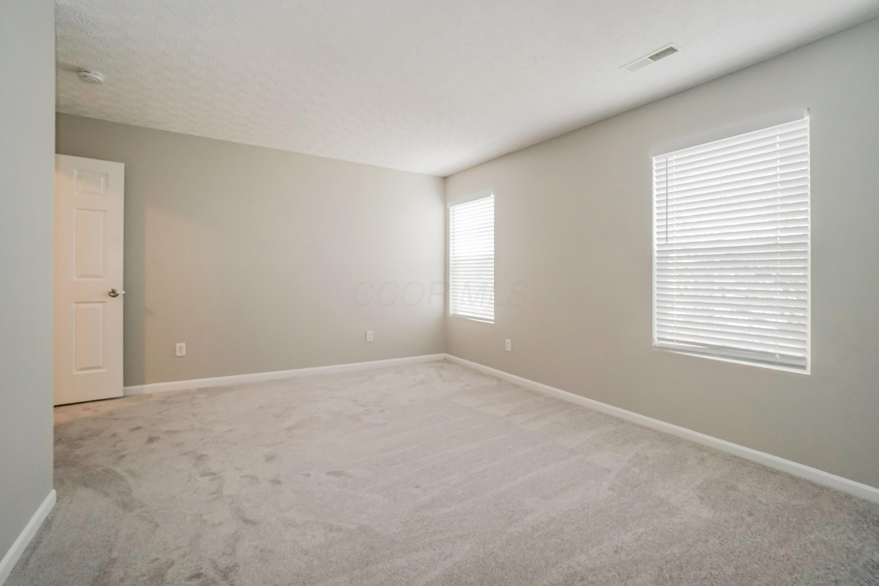 8123 Royal Elm Drive Property Photo 14