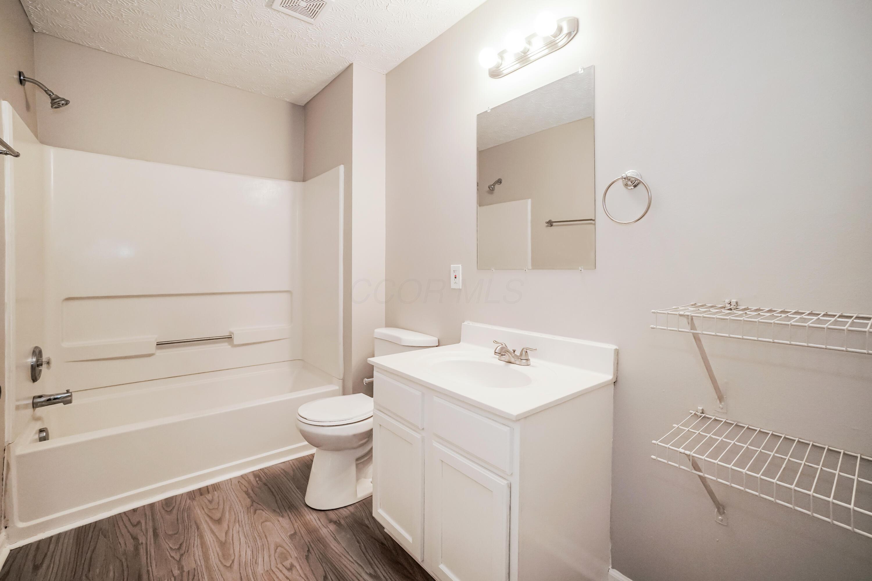 8123 Royal Elm Drive Property Photo 15