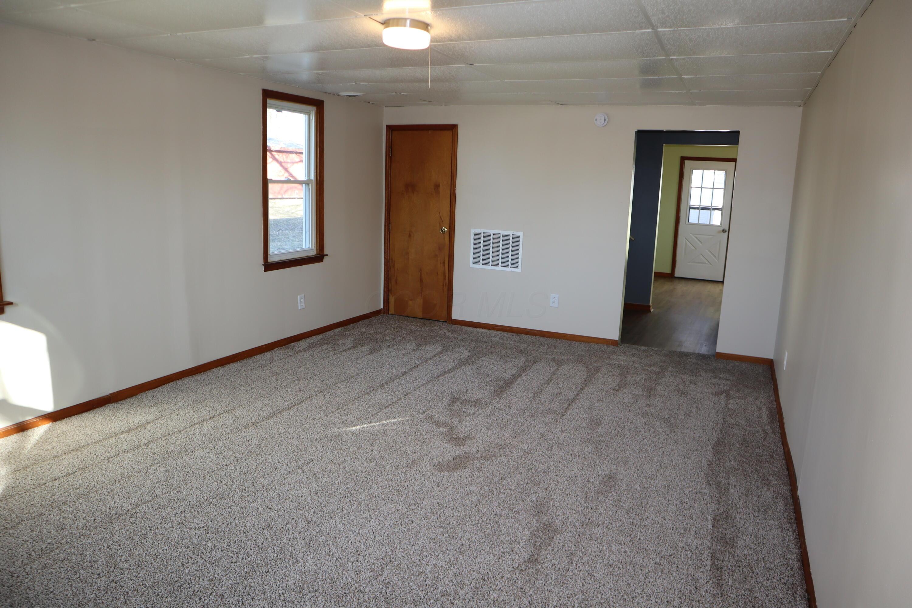 407 Evans Street Property Photo 4