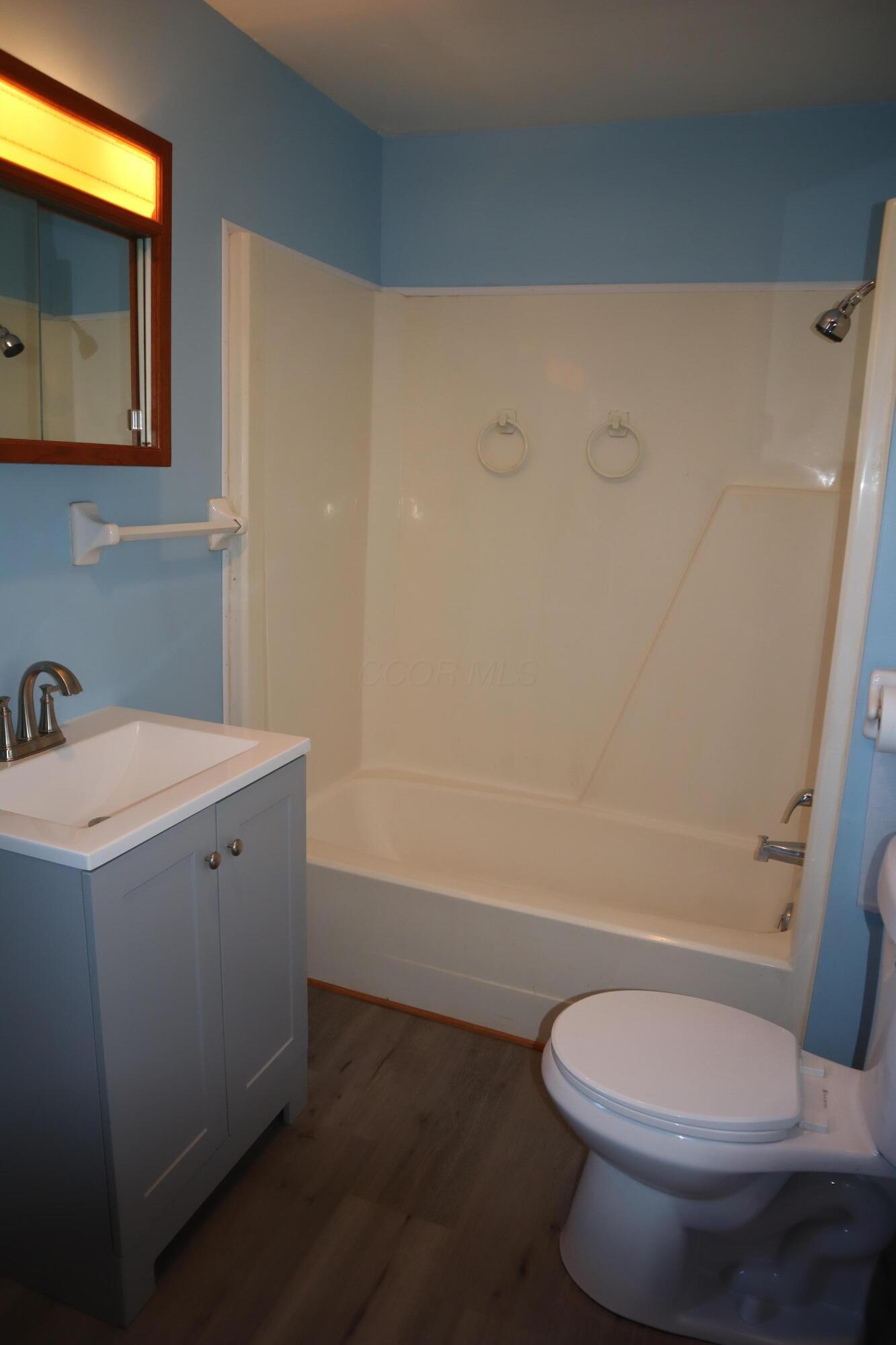 407 Evans Street Property Photo 8