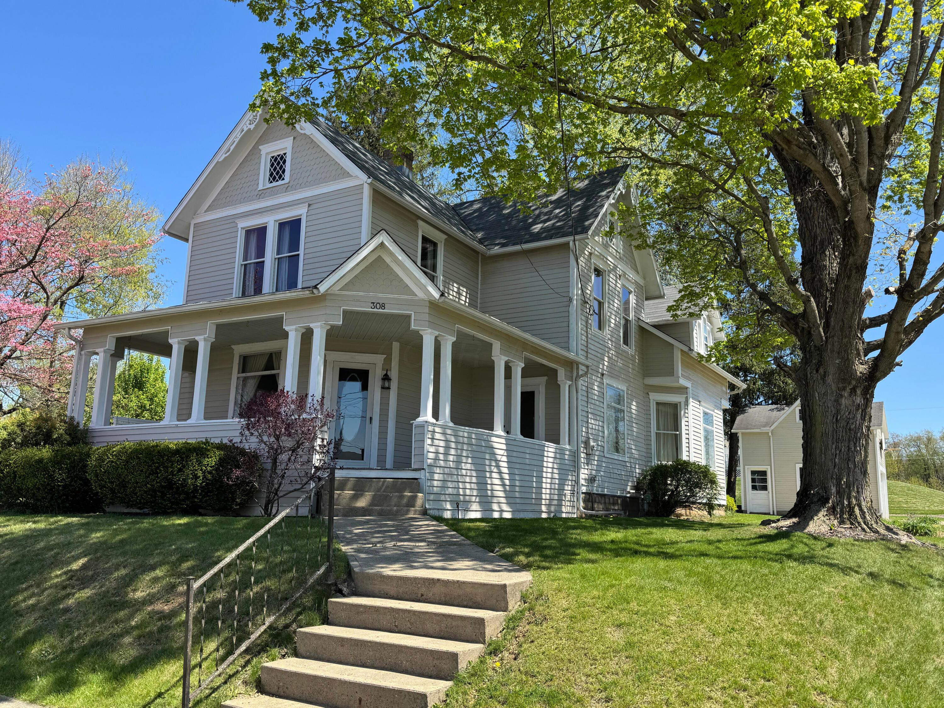 308 Cedar Street Property Photo