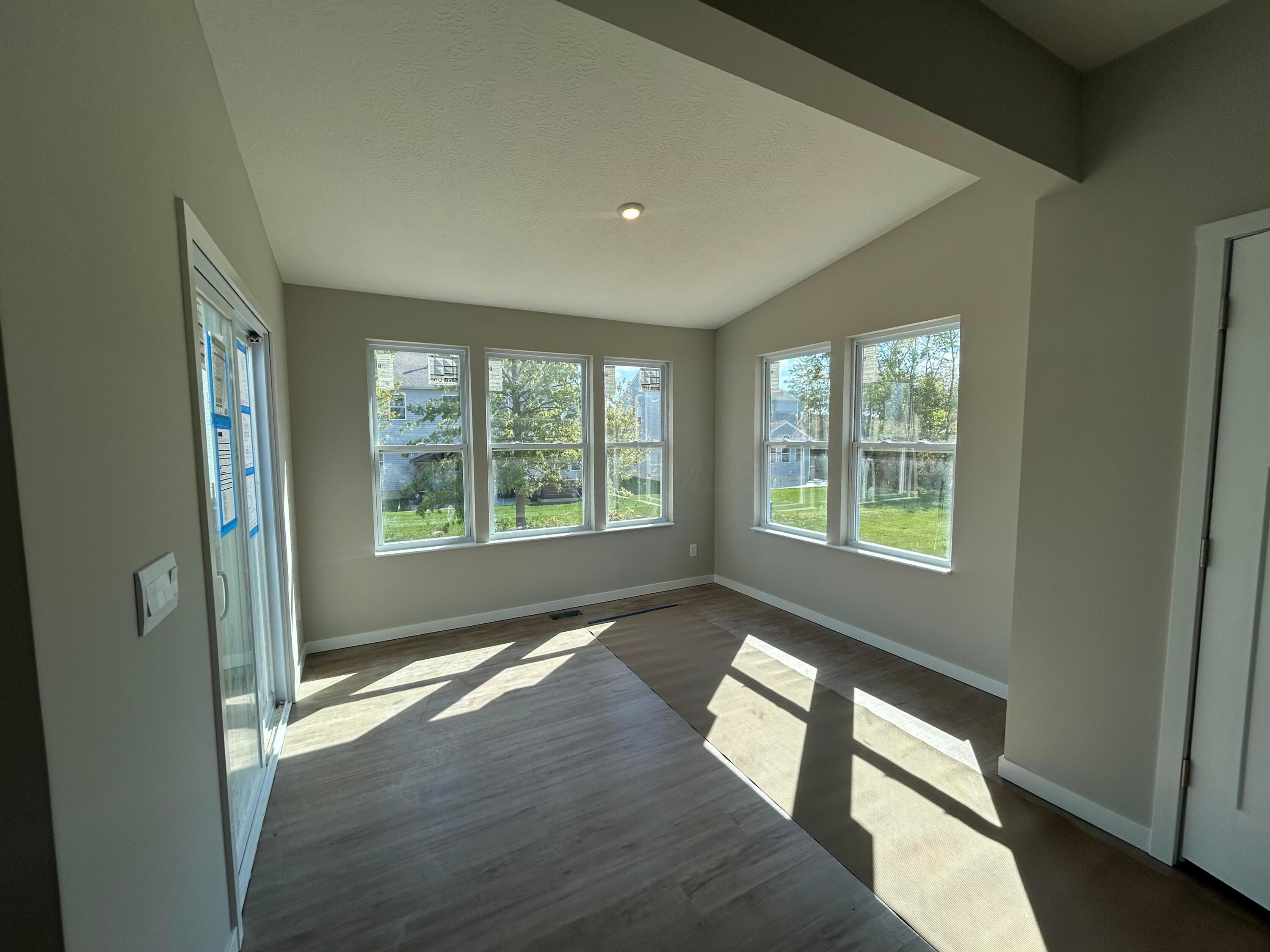 4420 Belle Apple Street Property Photo 8