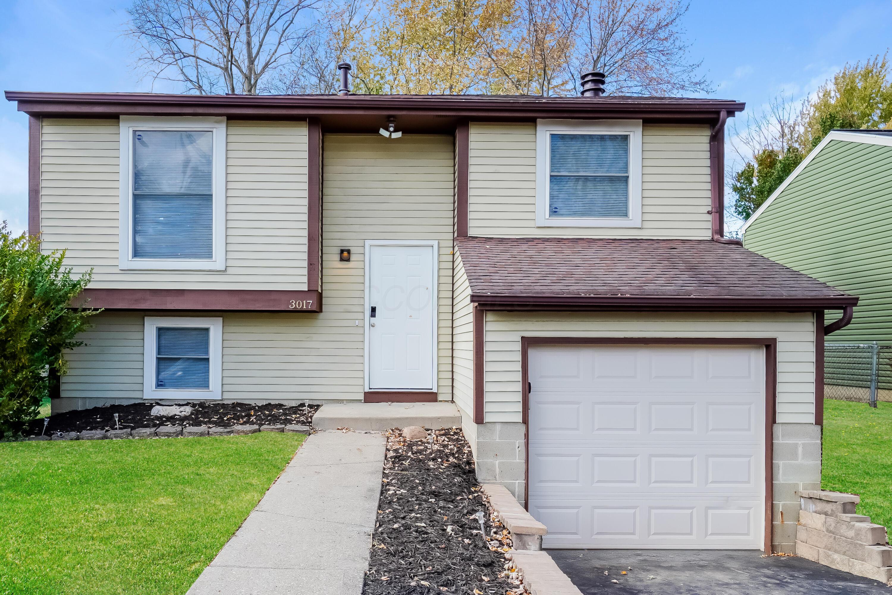 3017 Rumford Court Property Photo 1