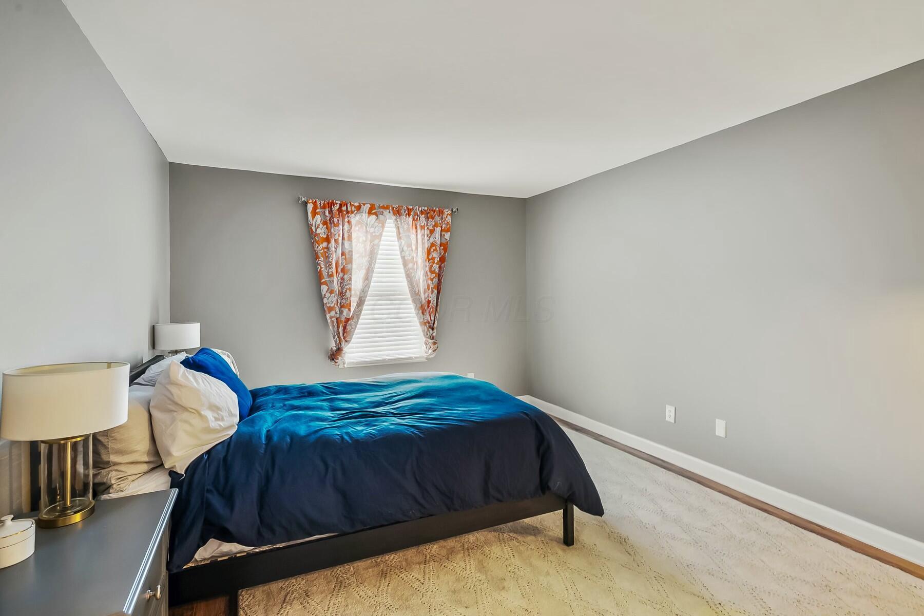 5400 Pickforde Drive, 5a Property Photo 22
