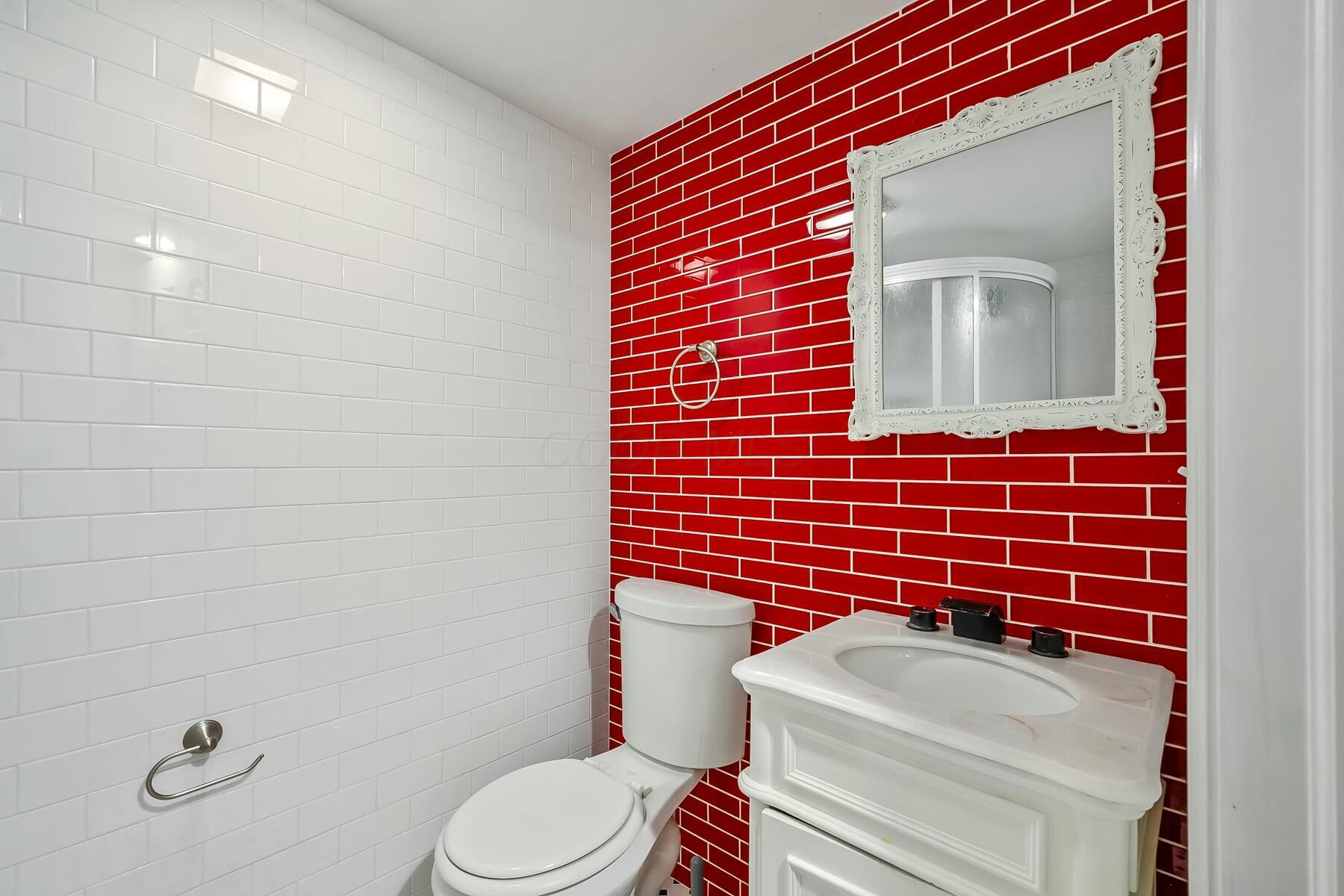 5400 Pickforde Drive, 5a Property Photo 34