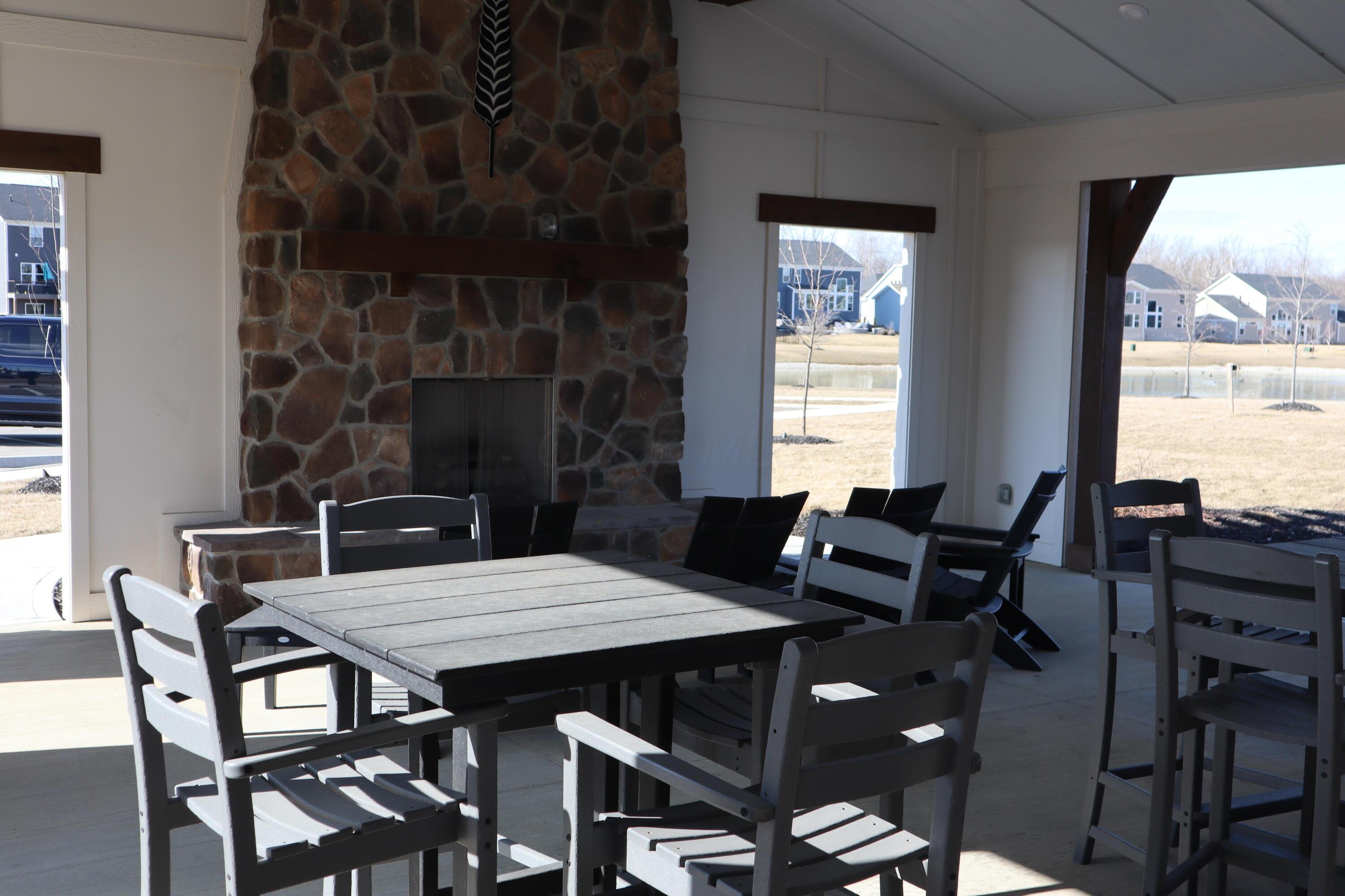 6247 Honey Farm Way Property Photo 8