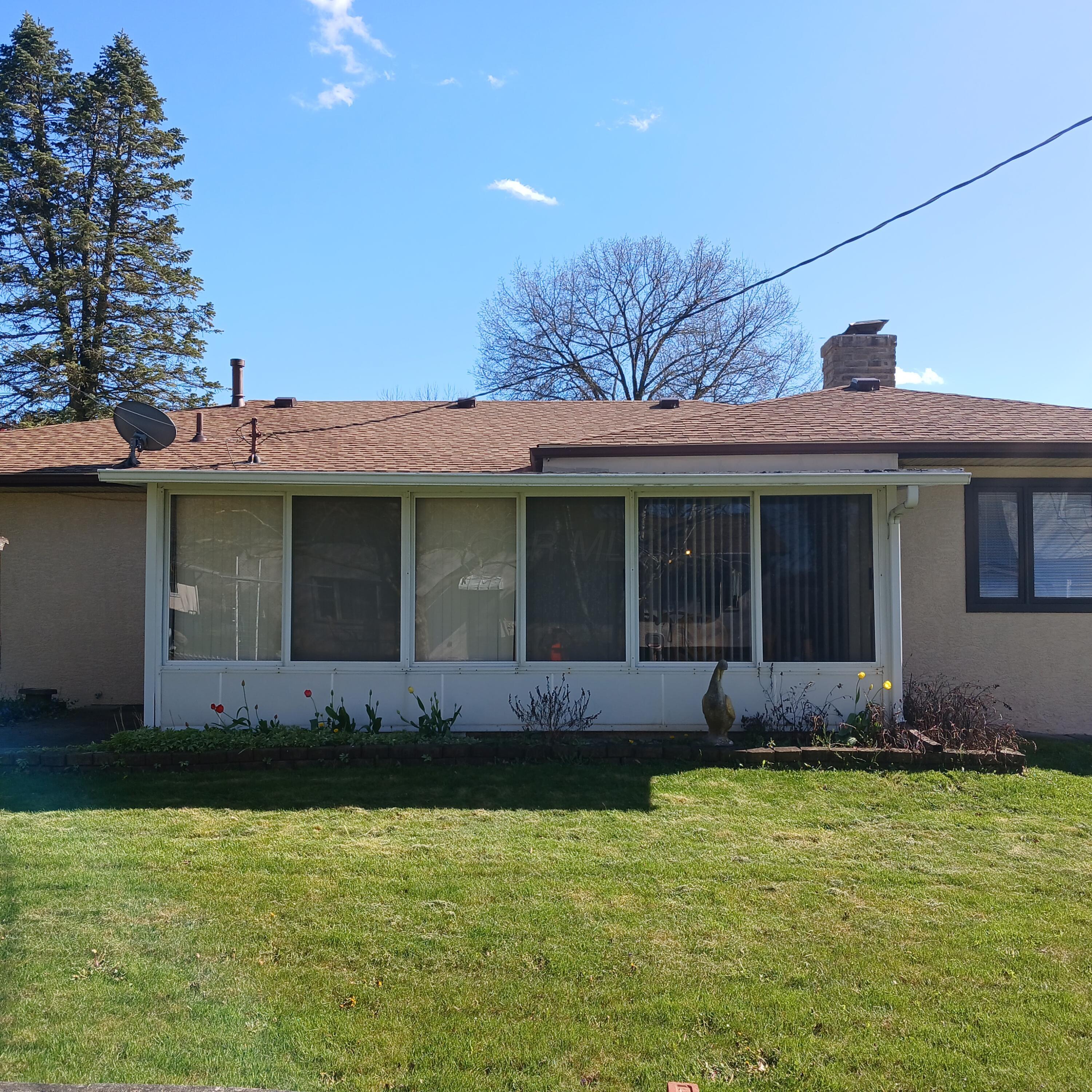 1132 Upland Drive Property Photo 3