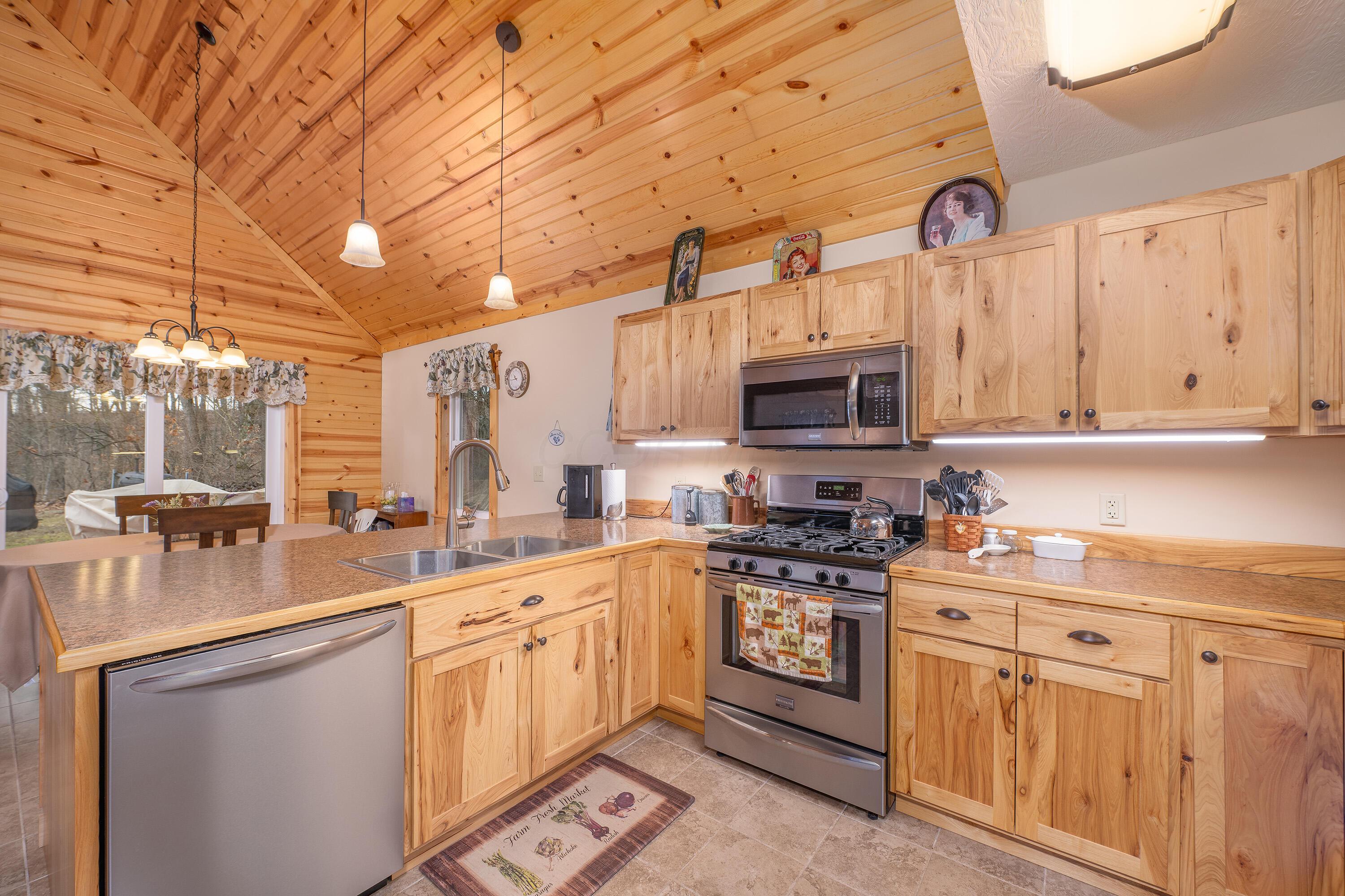 8001 Flack Road Property Photo 11