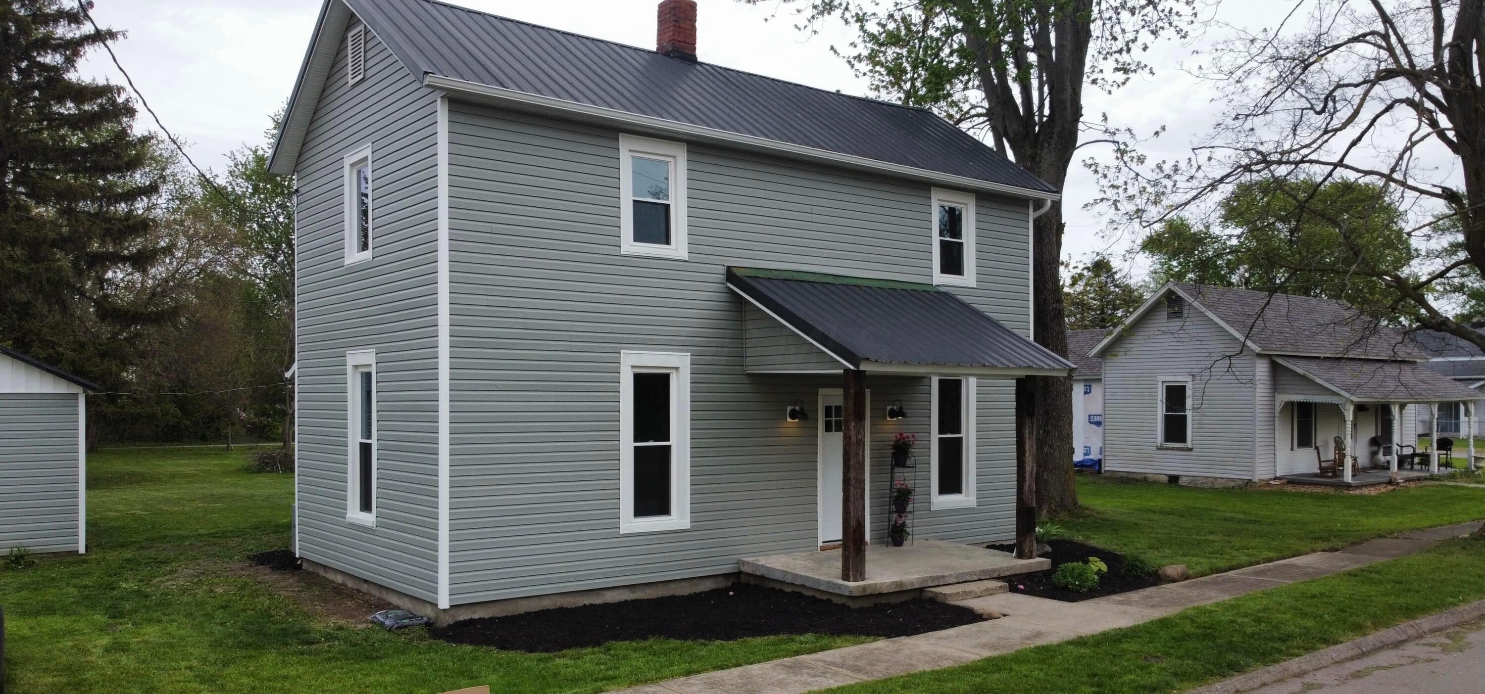 32 Railroad Street Property Photo 1