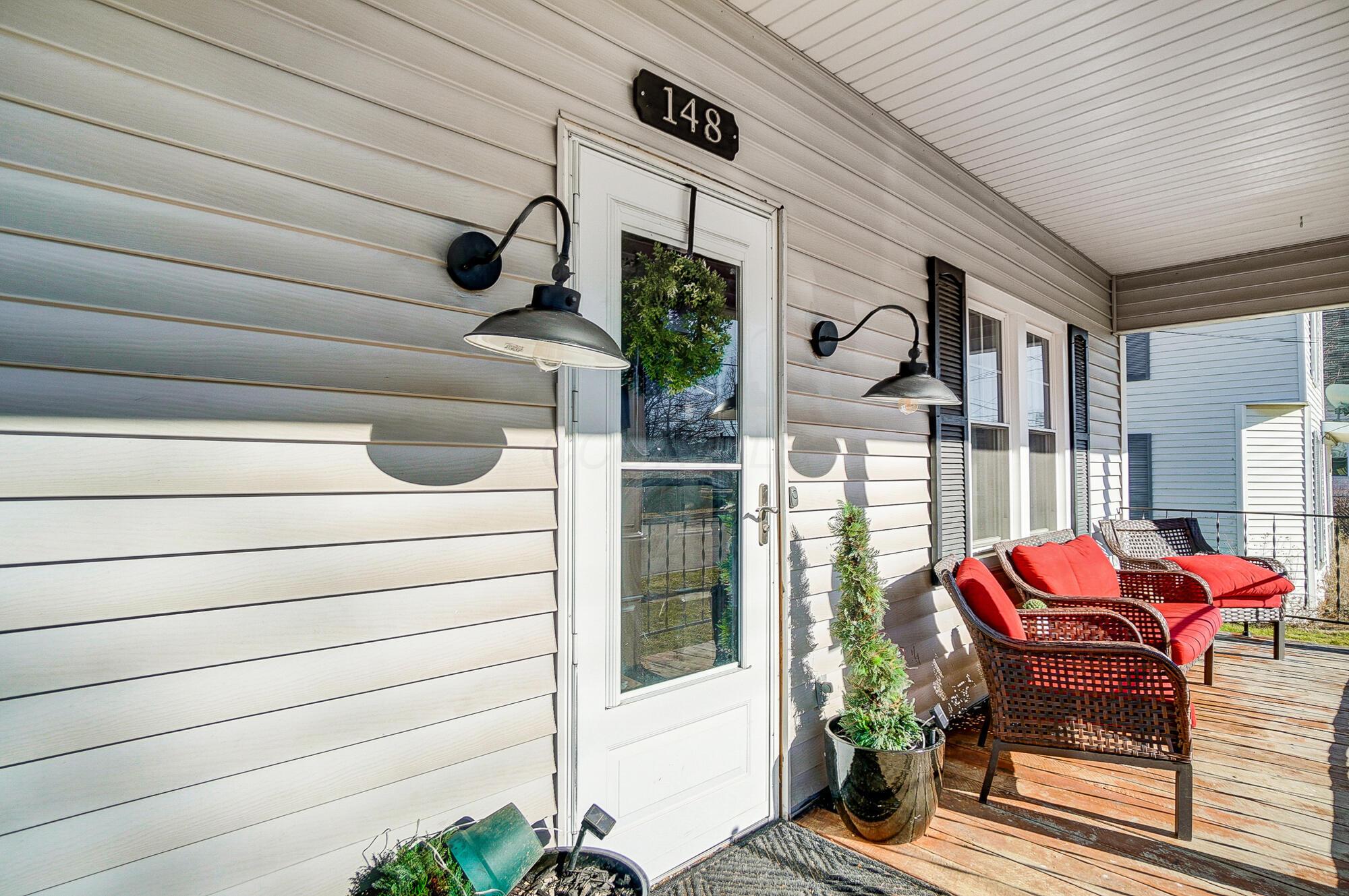 148 N High Street Property Photo 5
