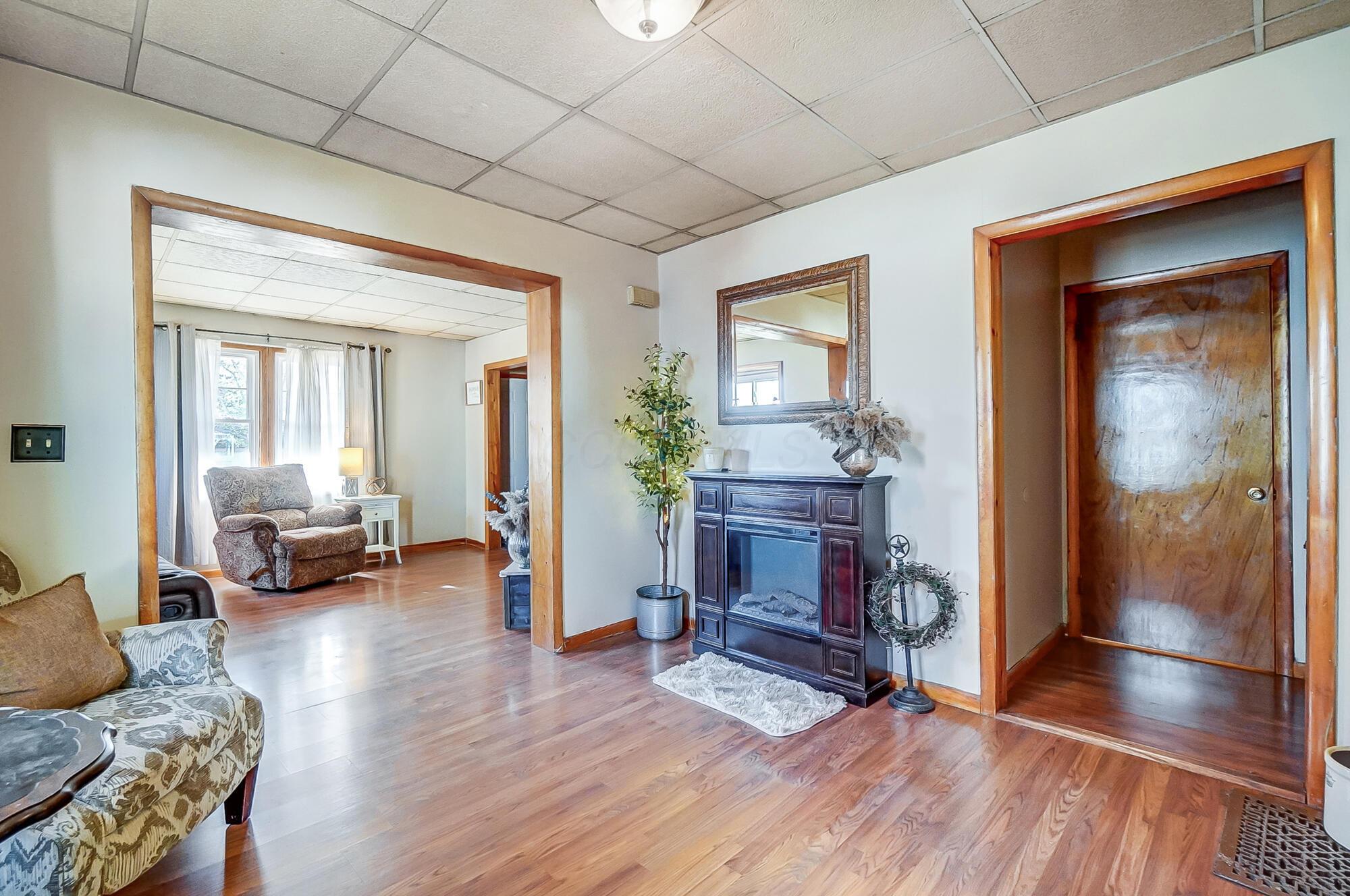 148 N High Street Property Photo 9