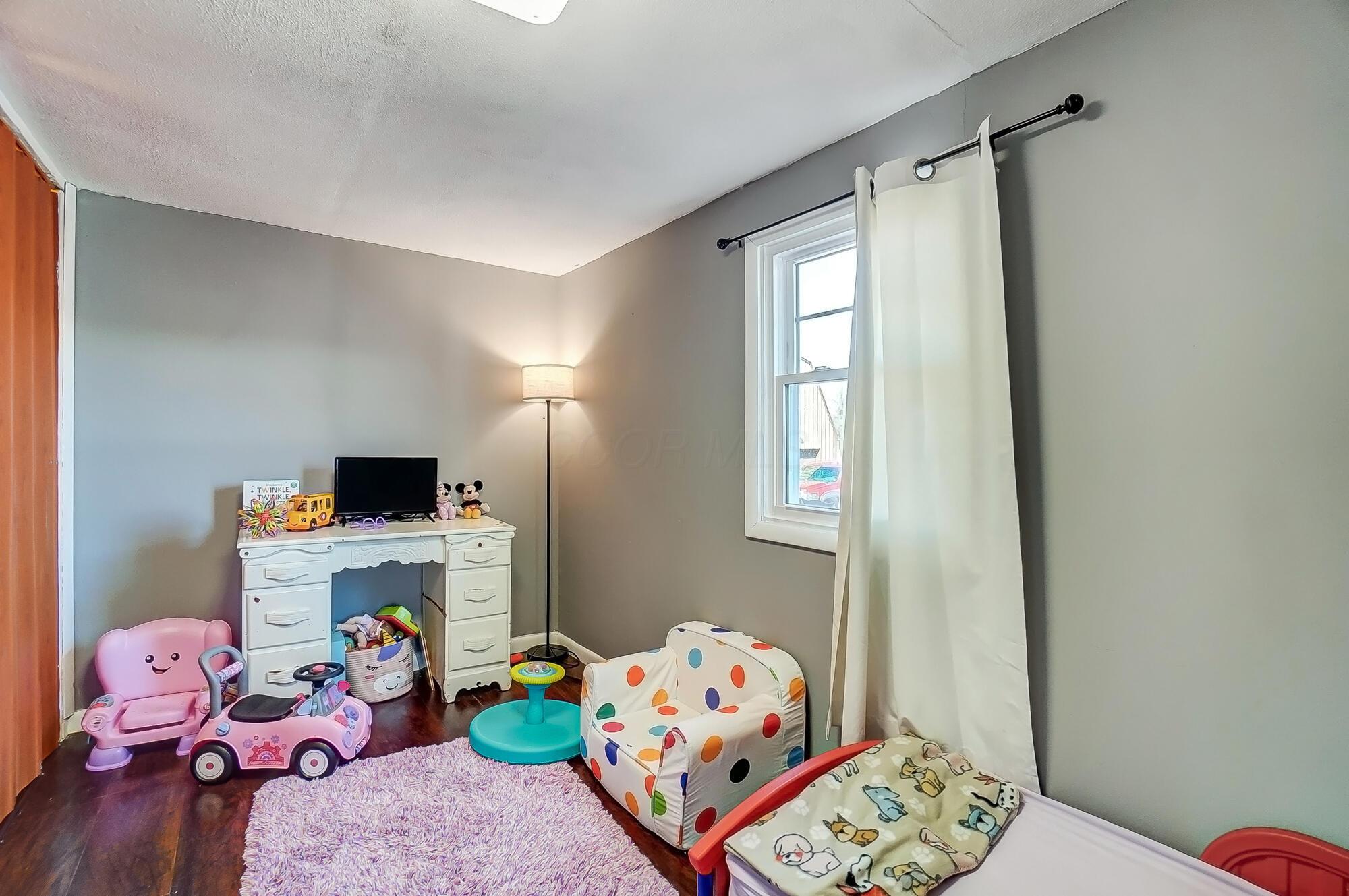 148 N High Street Property Photo 18