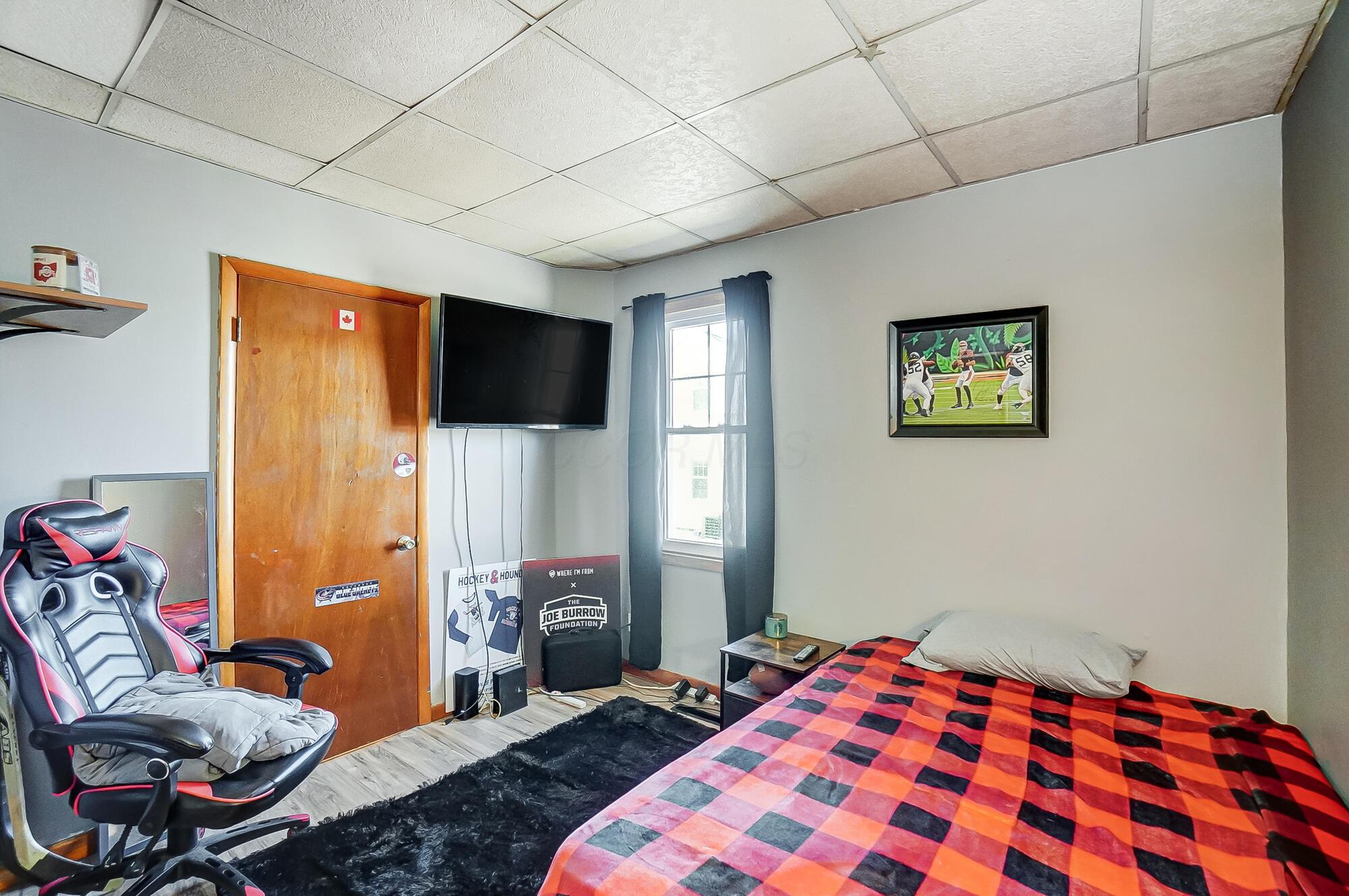 148 N High Street Property Photo 24