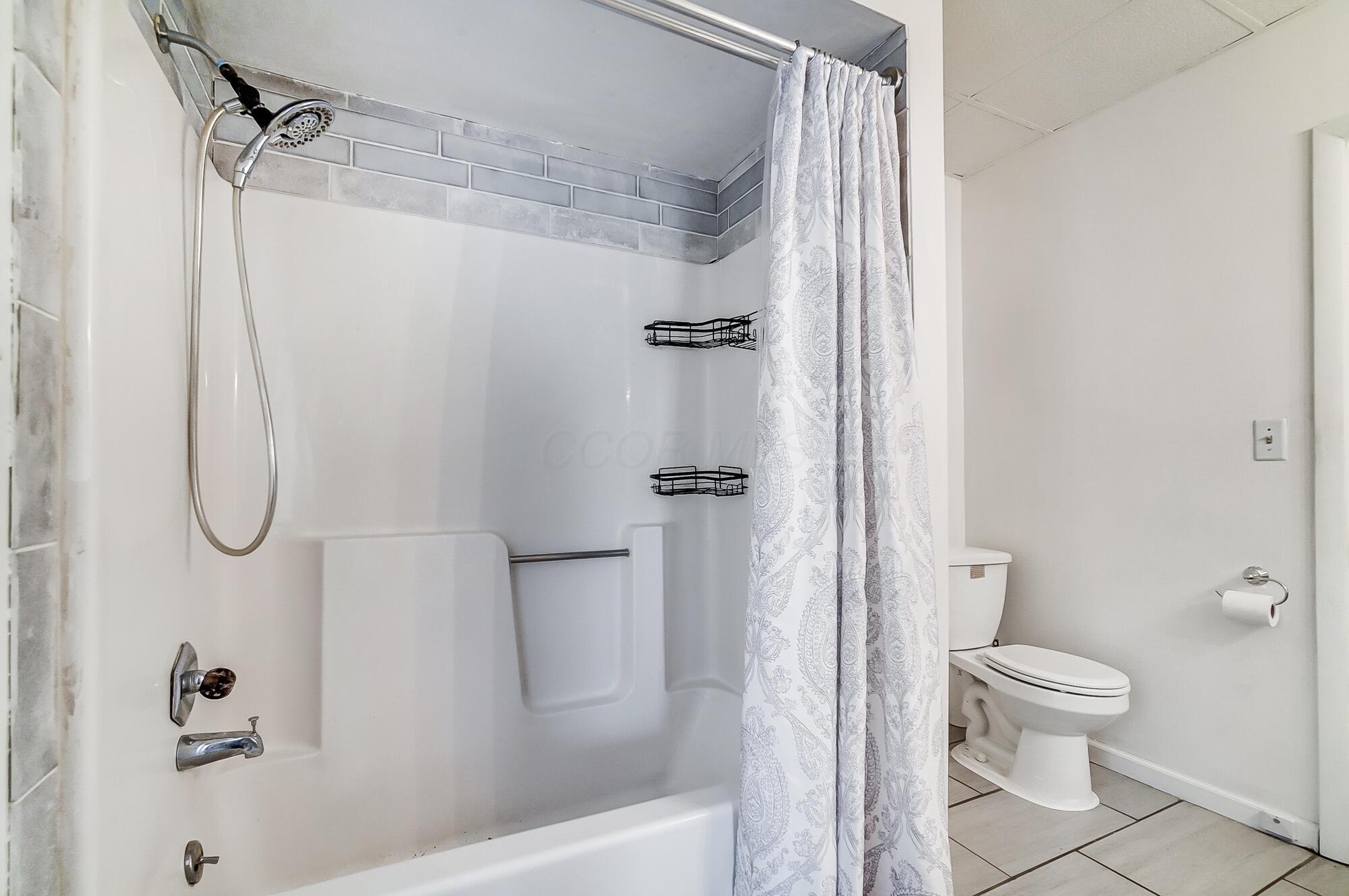 148 N High Street Property Photo 28