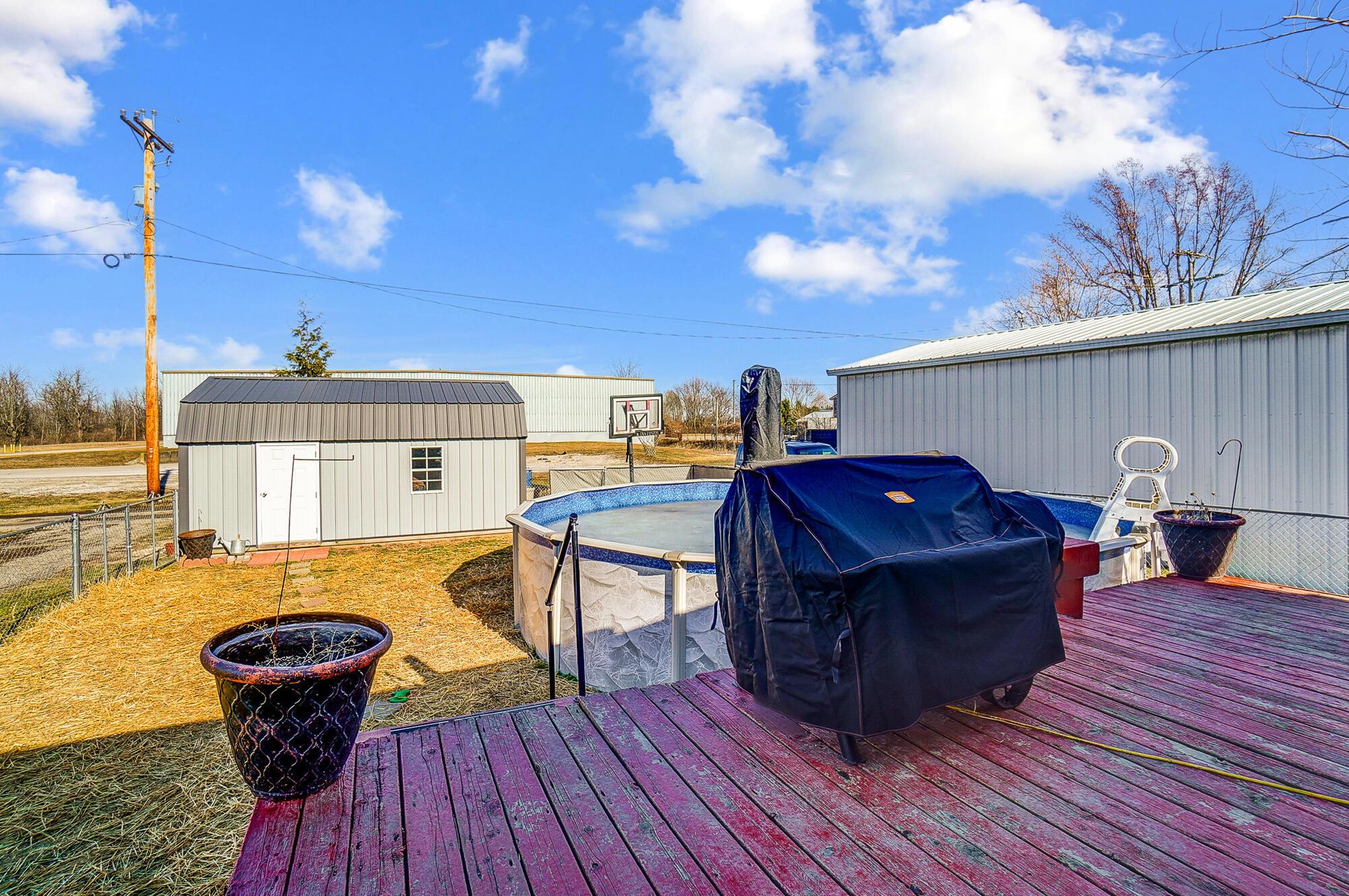 148 N High Street Property Photo 33