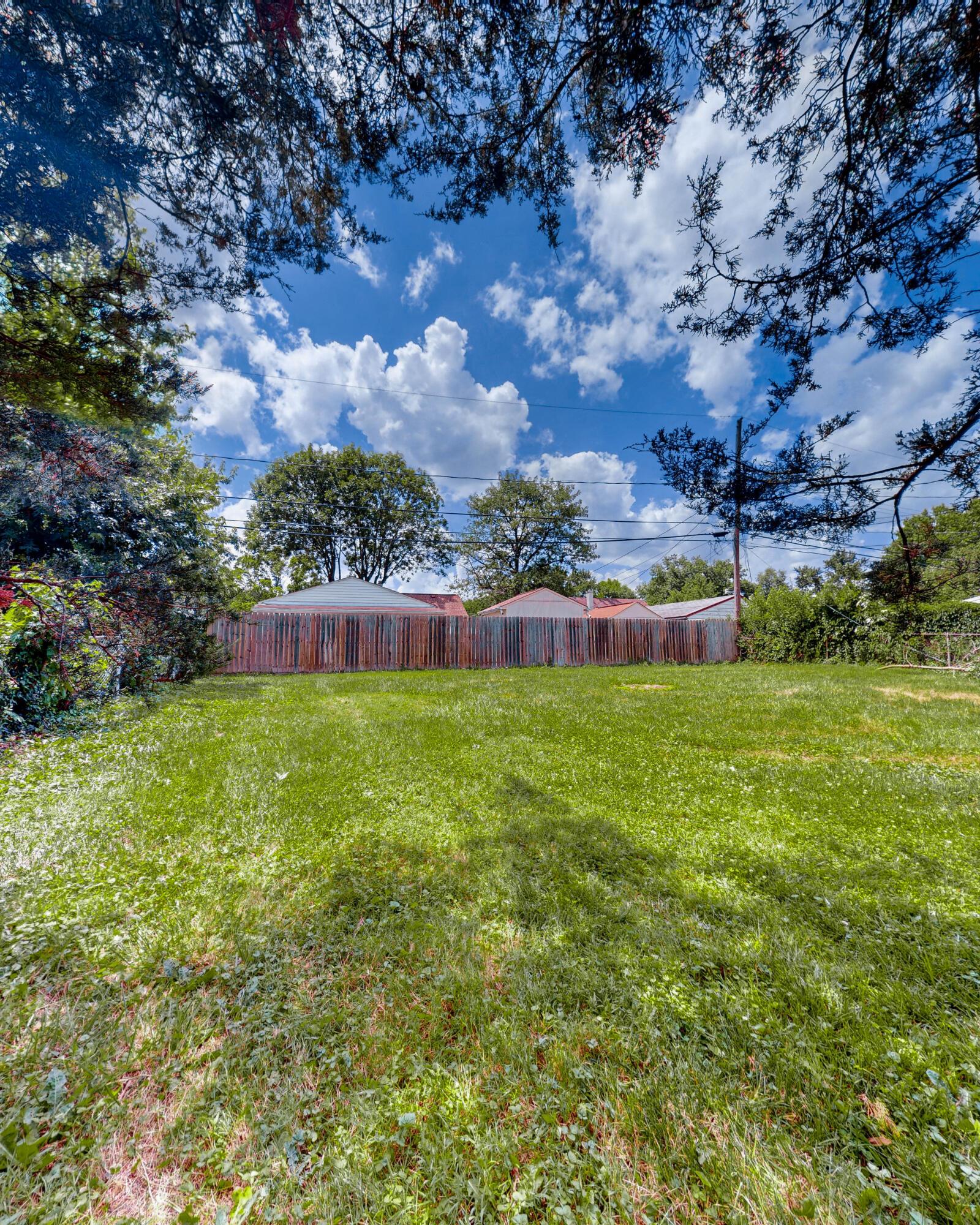 969 Duke Road Property Photo 3