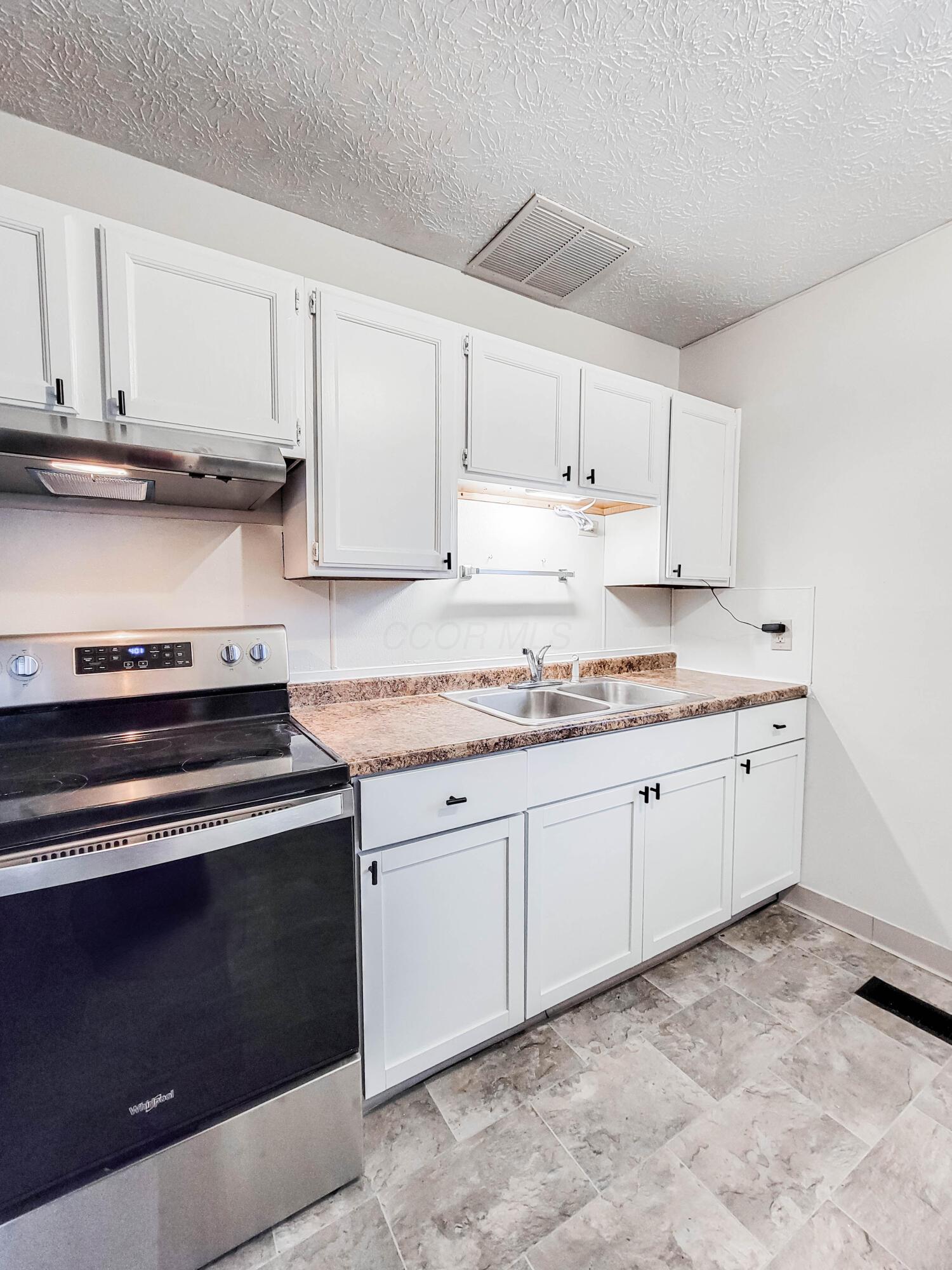969 Duke Road Property Photo 16