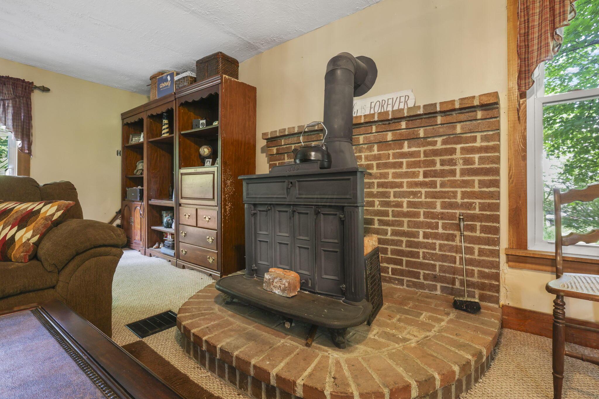 3388 Outville Road Property Photo 4