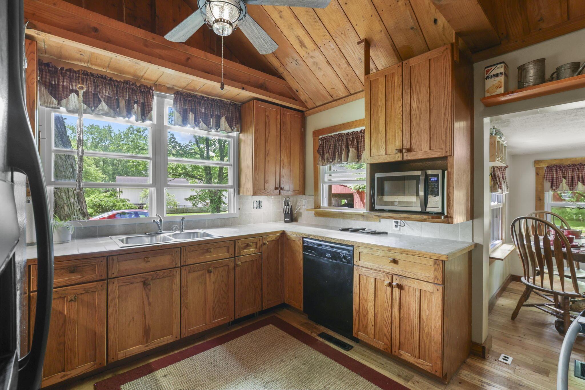 3388 Outville Road Property Photo 23