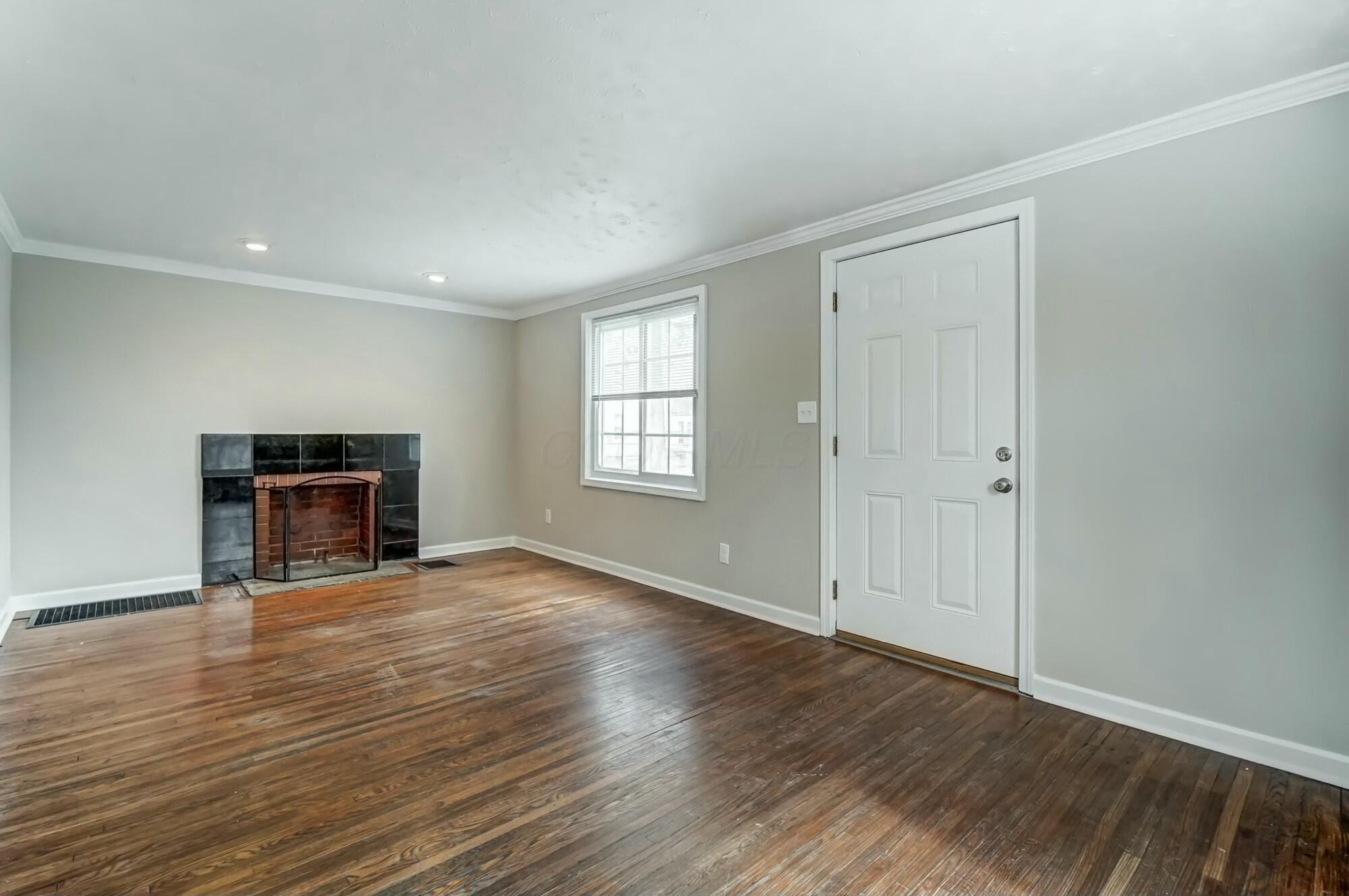 1809 Myrtle Avenue Property Photo 3