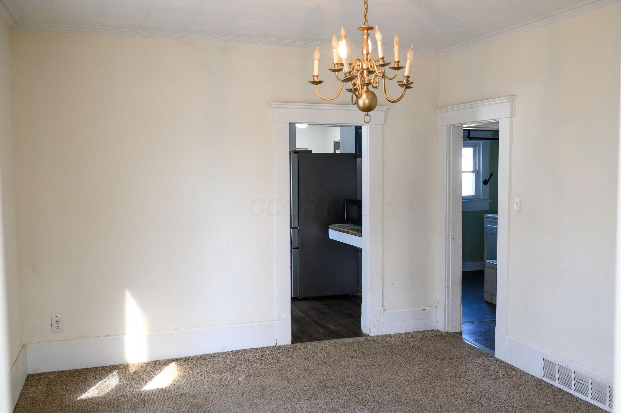 107 E Columbus Street Property Photo 6