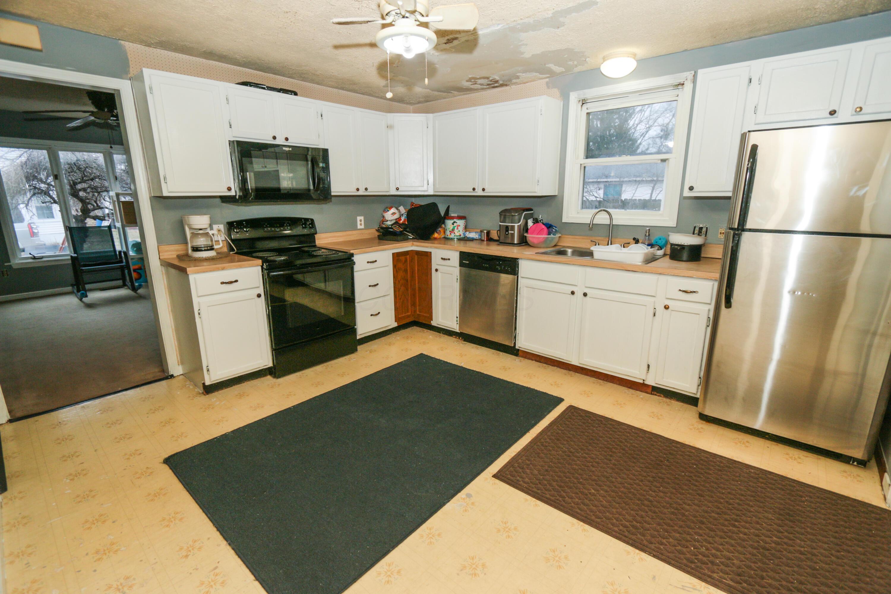 366 Central Avenue Property Photo 11