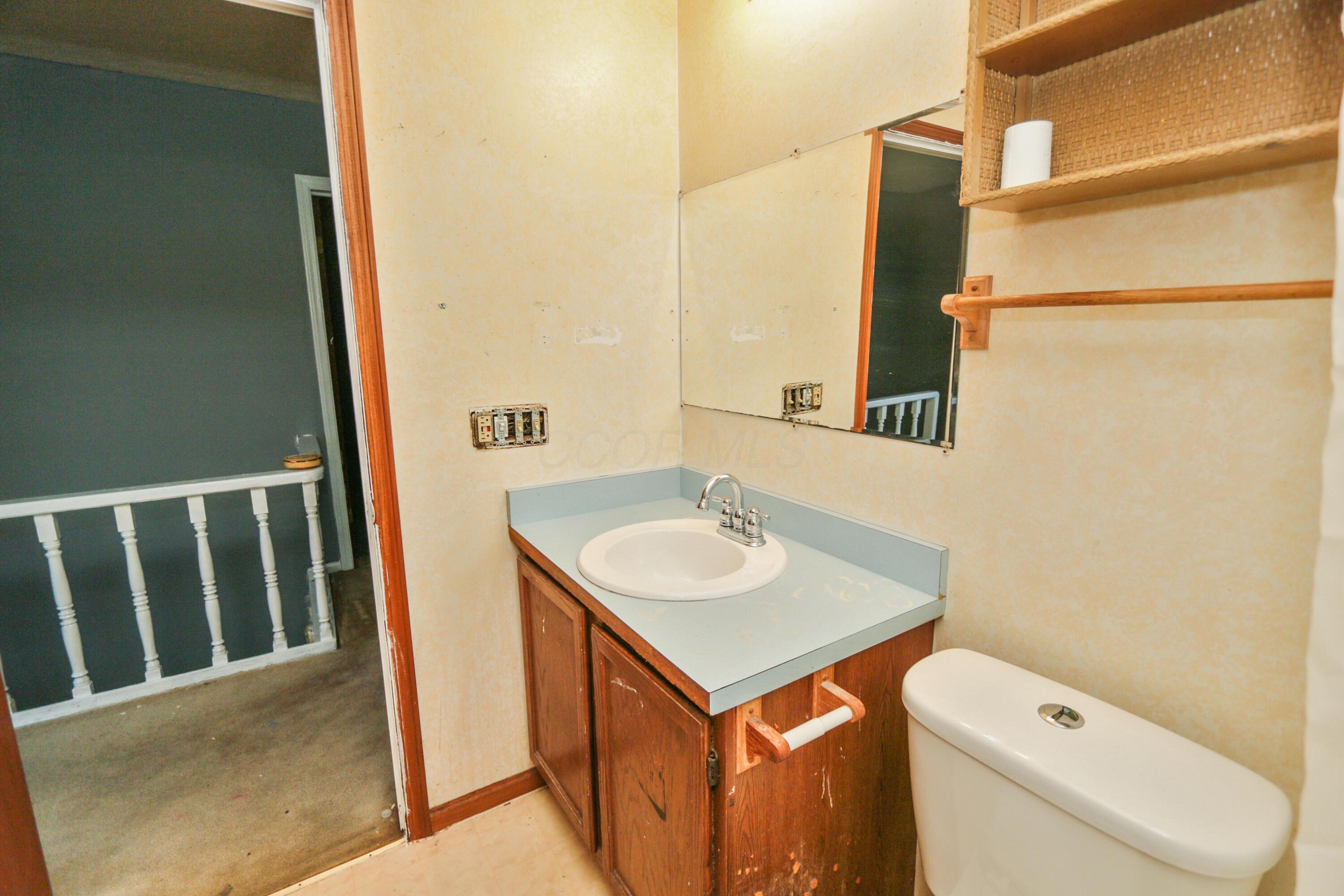 366 Central Avenue Property Photo 24