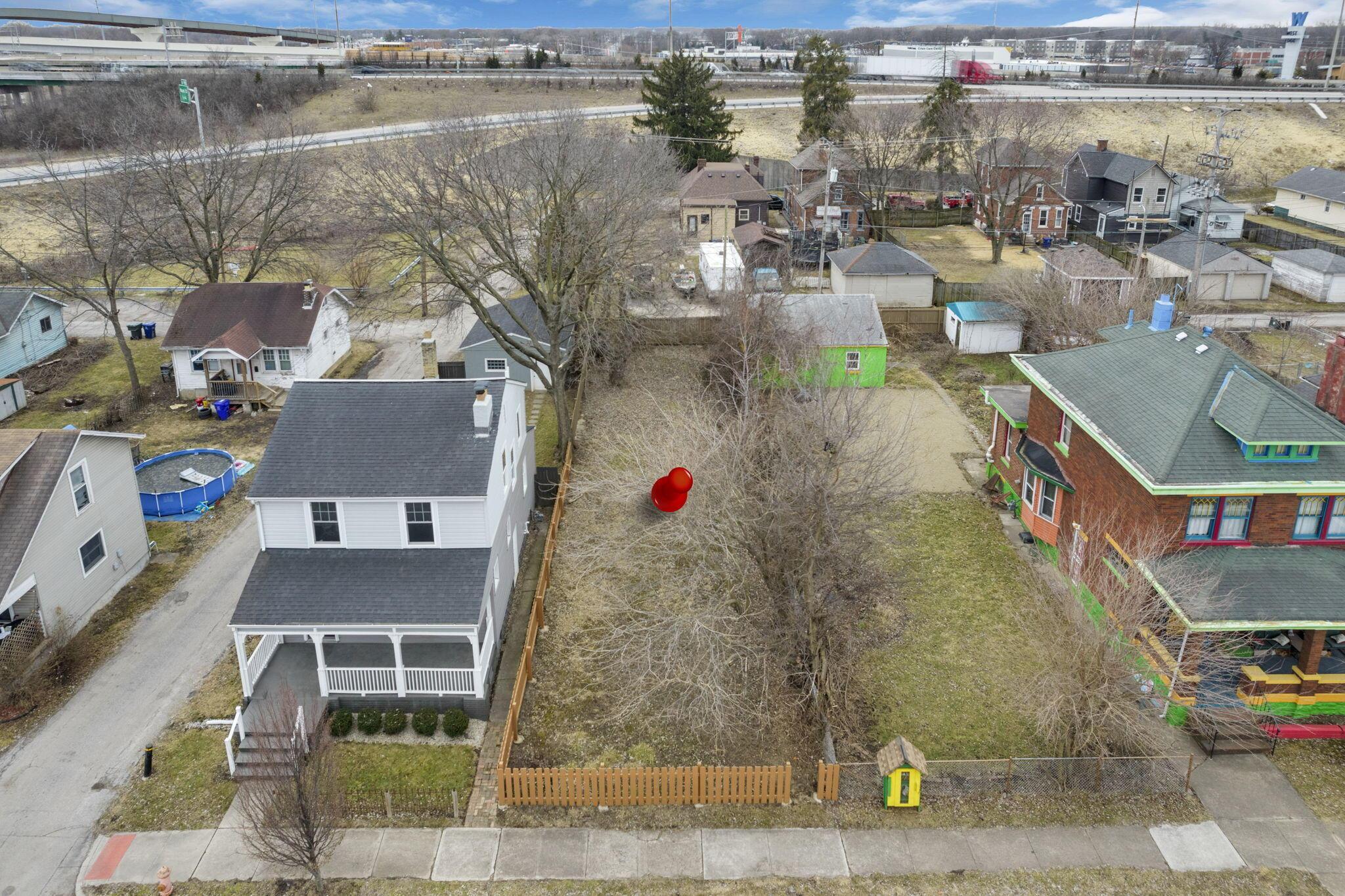 743 Campbell Avenue Property Photo 16