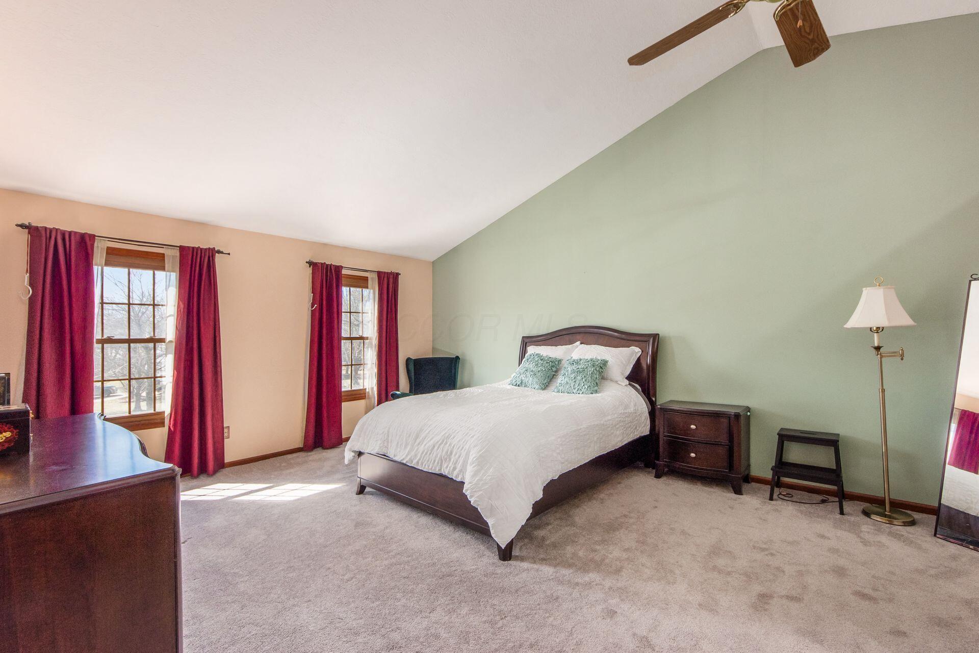 564 Dark Star Avenue Property Photo 18