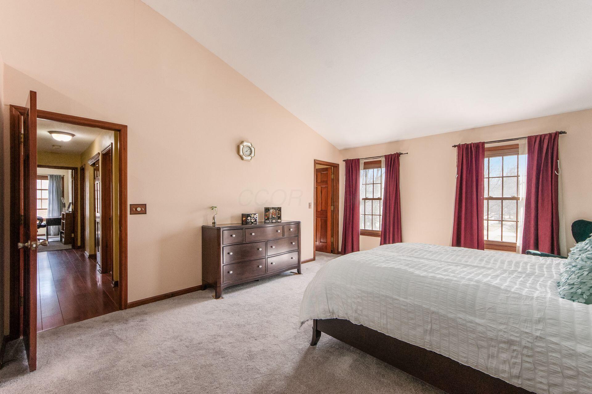564 Dark Star Avenue Property Photo 20