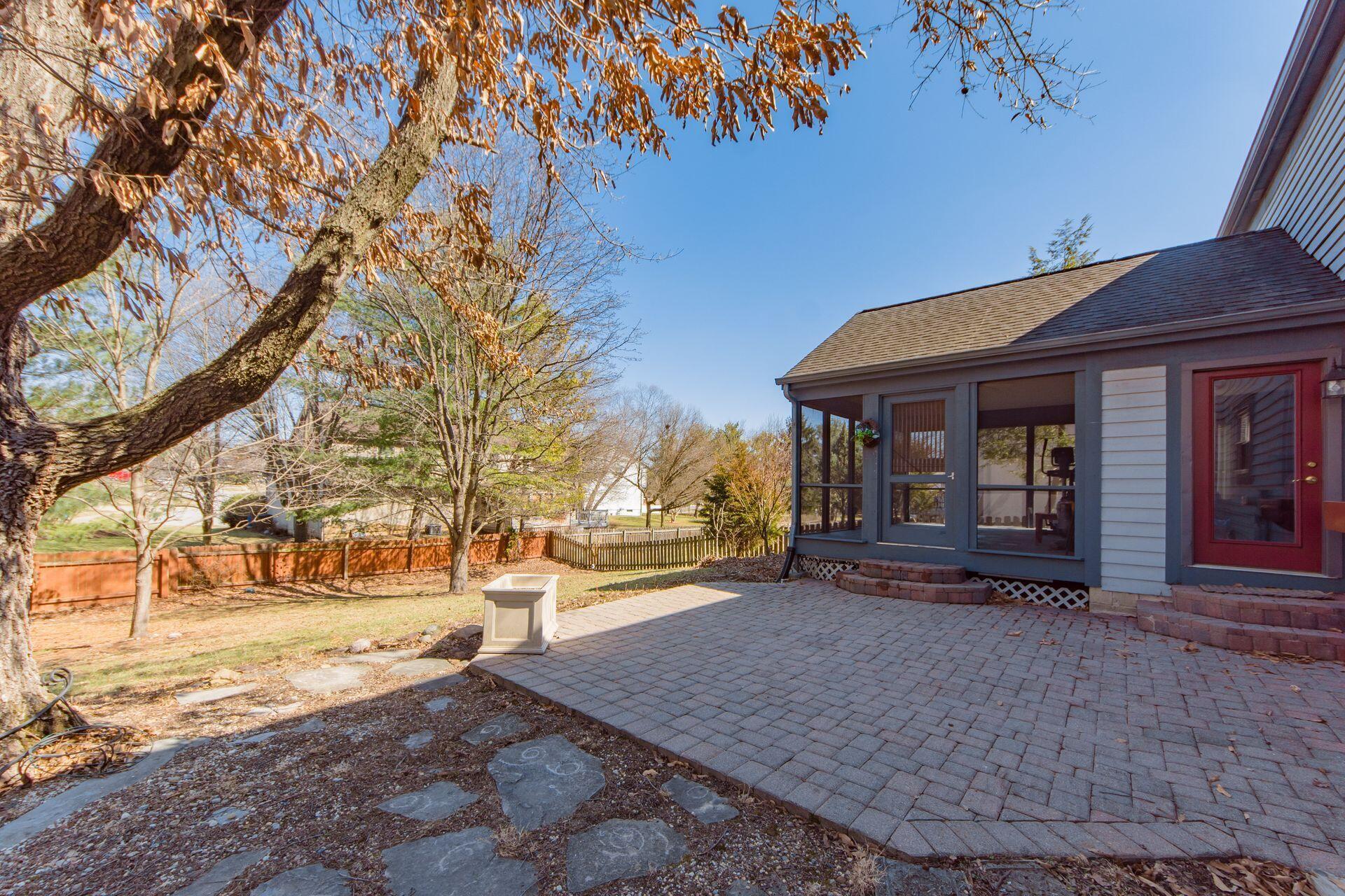 564 Dark Star Avenue Property Photo 33
