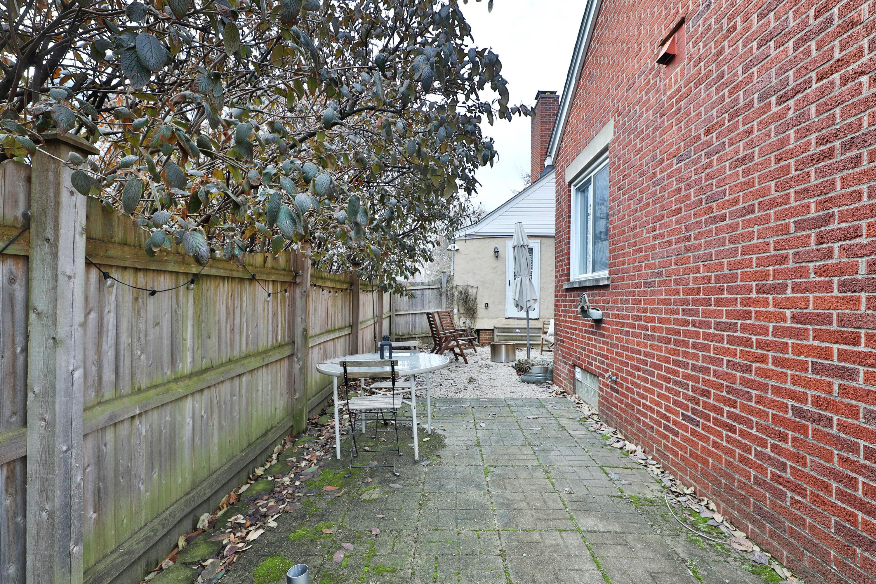 990 Vernon Road Property Photo 58