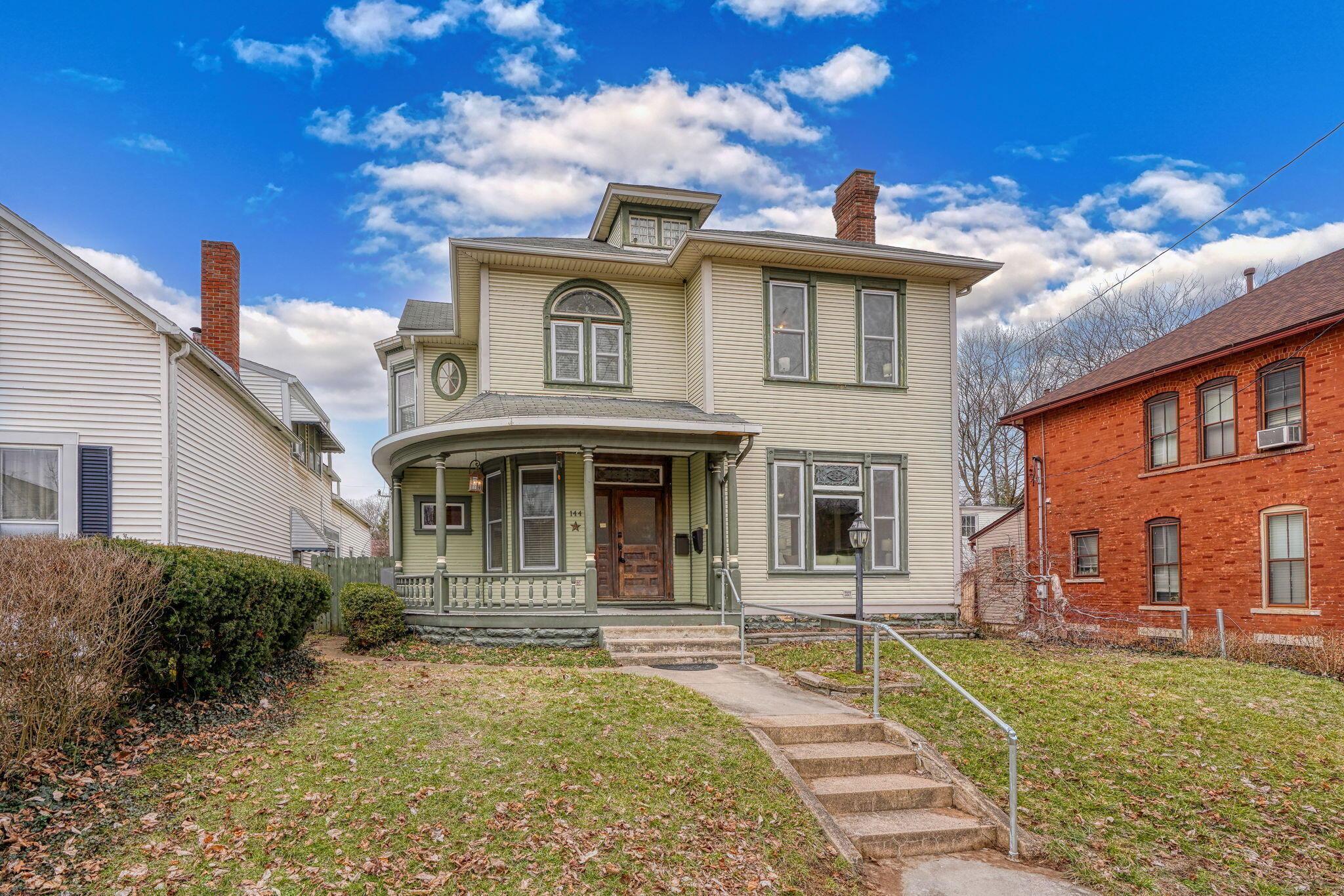 144 S Mulberry Street Property Photo 2